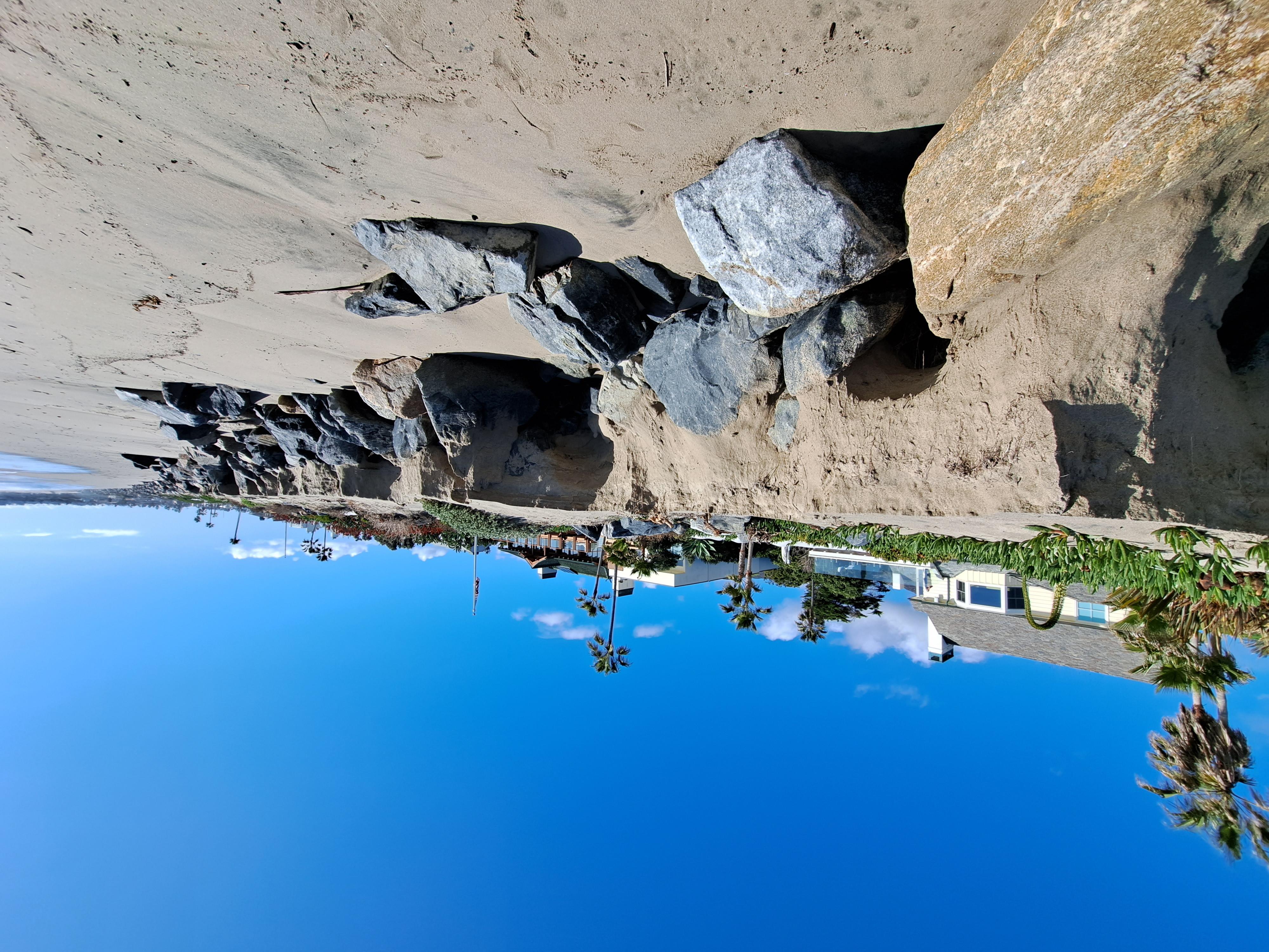 Malibu: Wine, Food, and Beach Tour by Open-Air Bus – Los Angeles, California