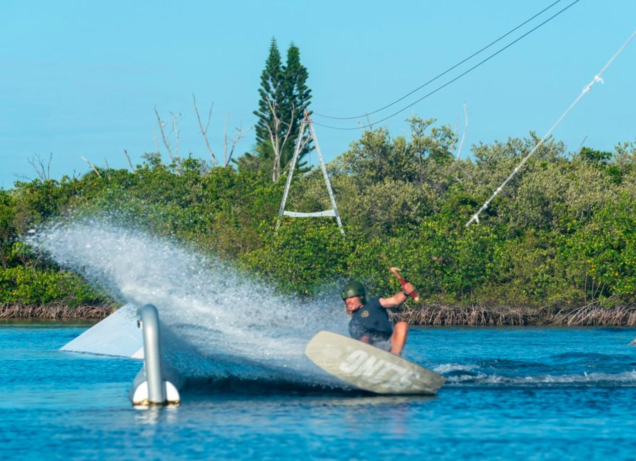 Marathon: Private Cable or Cable Kiteboarding Session – Marathon, Florida