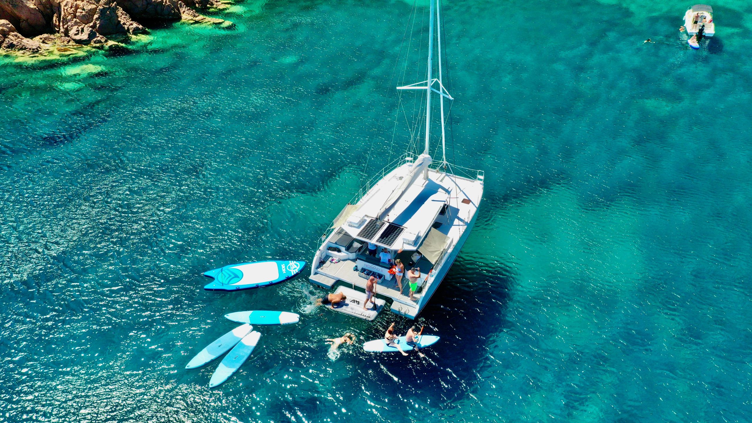 Marseille: Calanques Catamaran Tour & Standup Paddle – Marseille, France