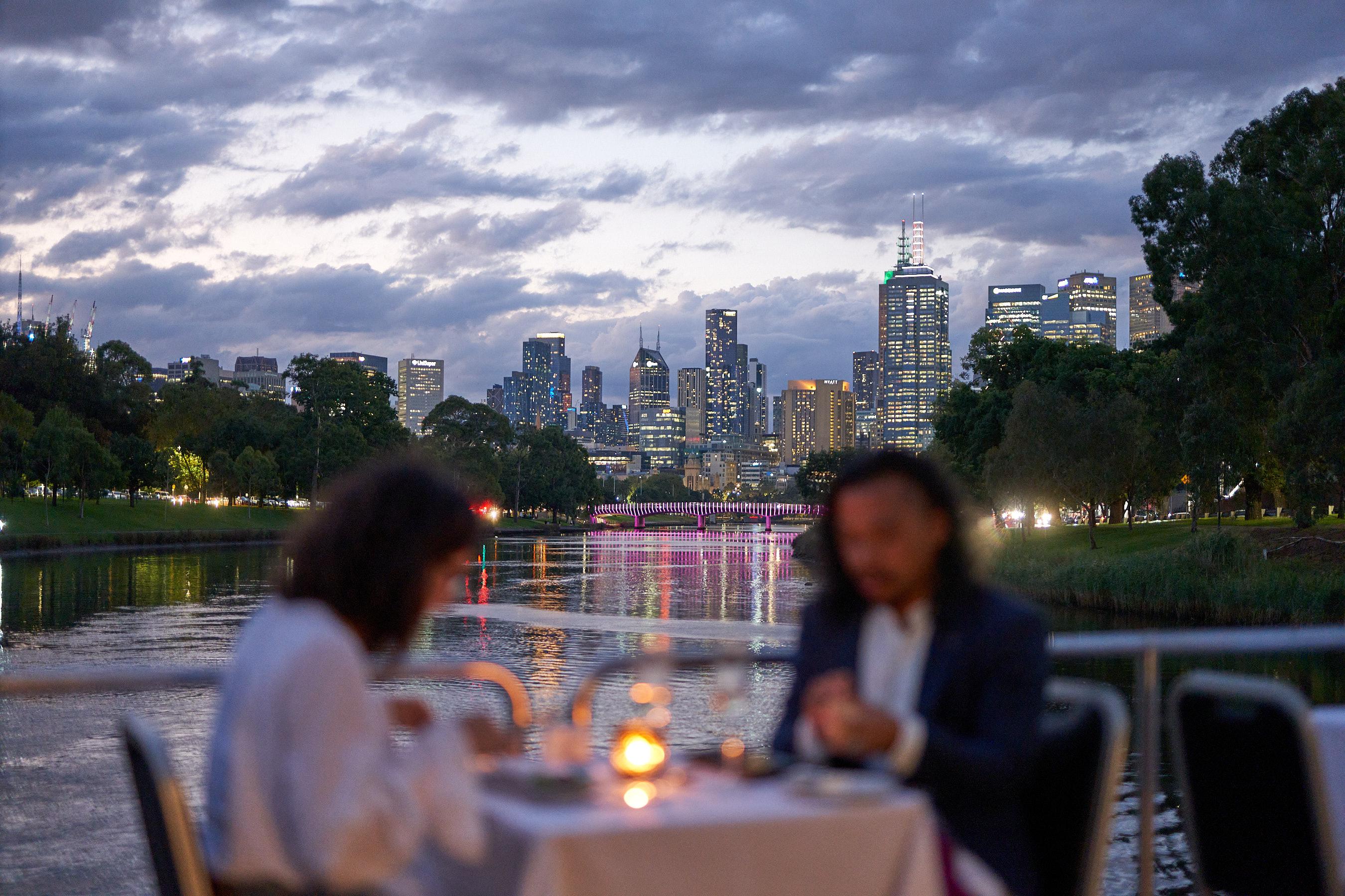 Melbourne: 4-Course Dinner Cruise with Drinks – Melbourne, Australia