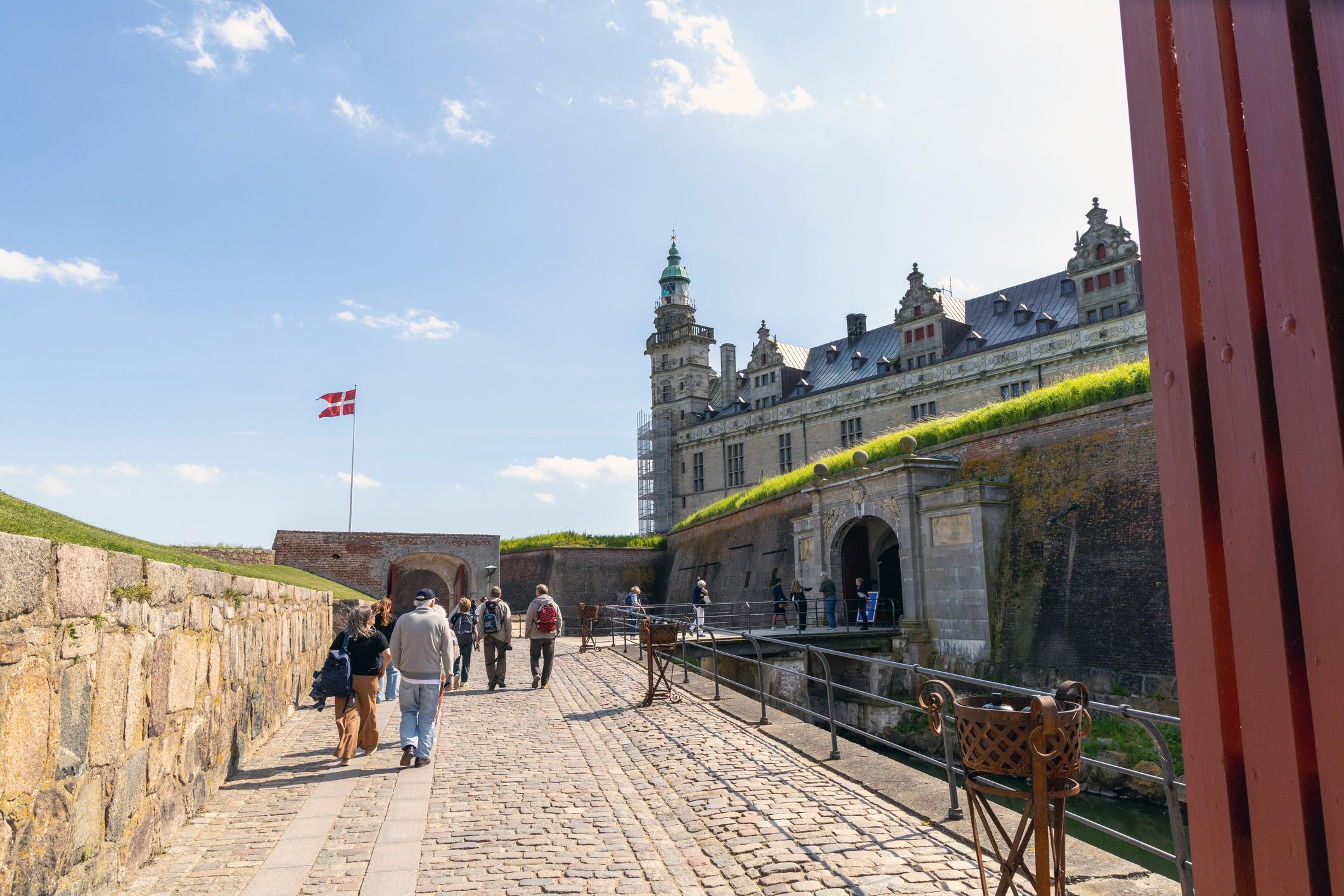 Mesmerizing Helsingør – Private Family Walking Tour – Helsingor, Denmark