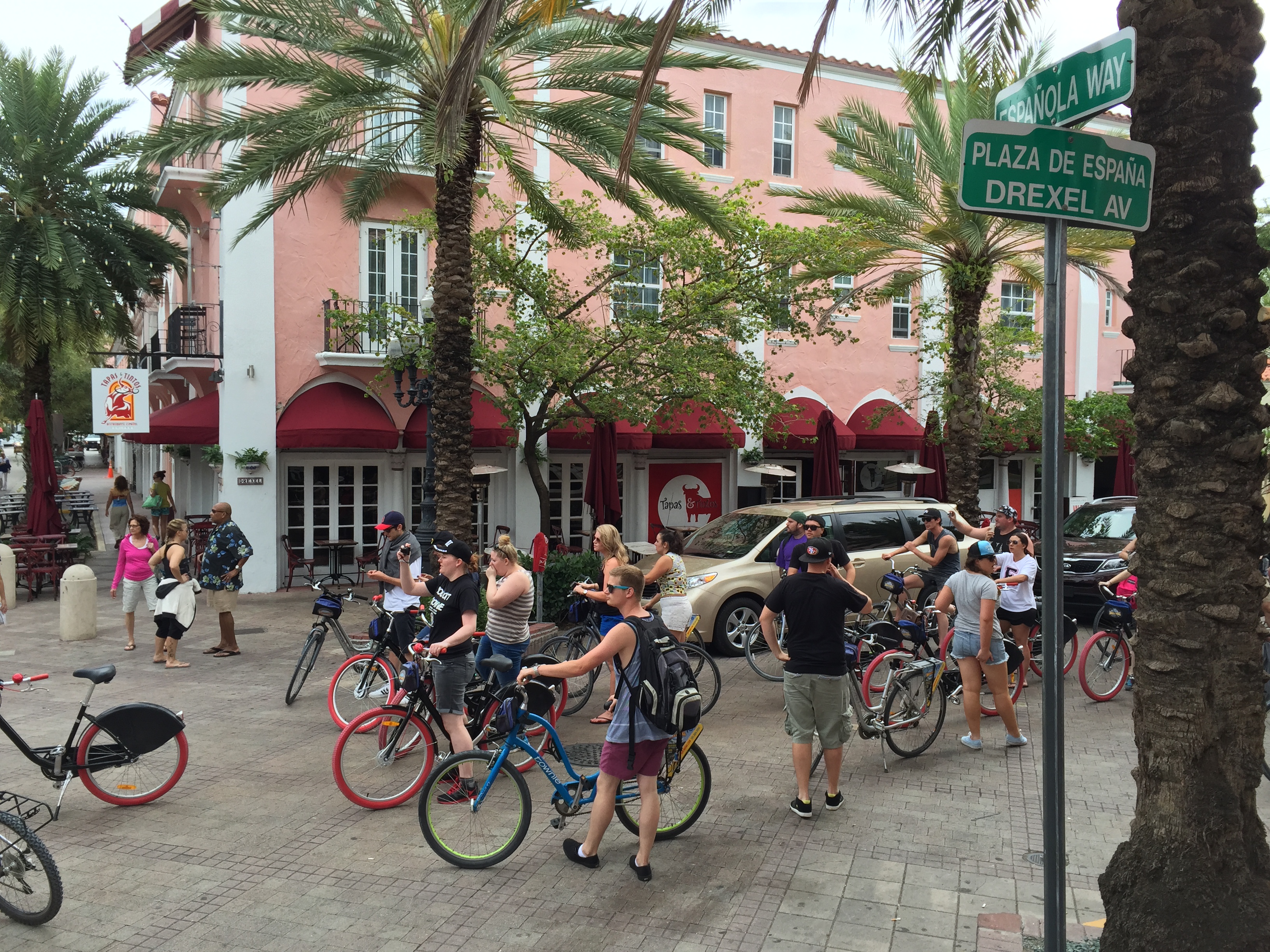 Miami: 2-Hour Art Deco Bike Tour – Miami, Florida