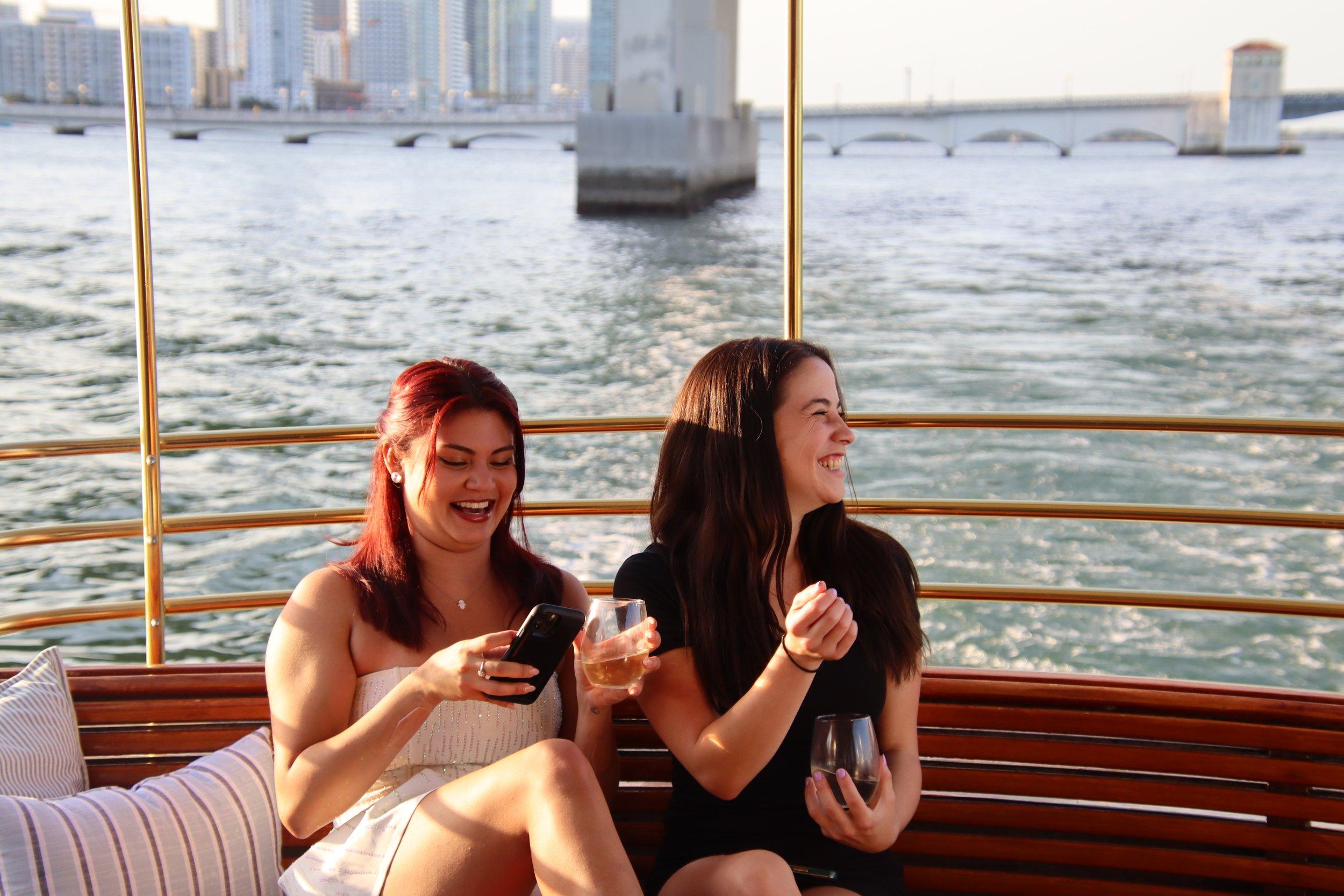 Miami Beach: Vizcaya Sunset Cruise Includes Food and Drink – Miami, Florida