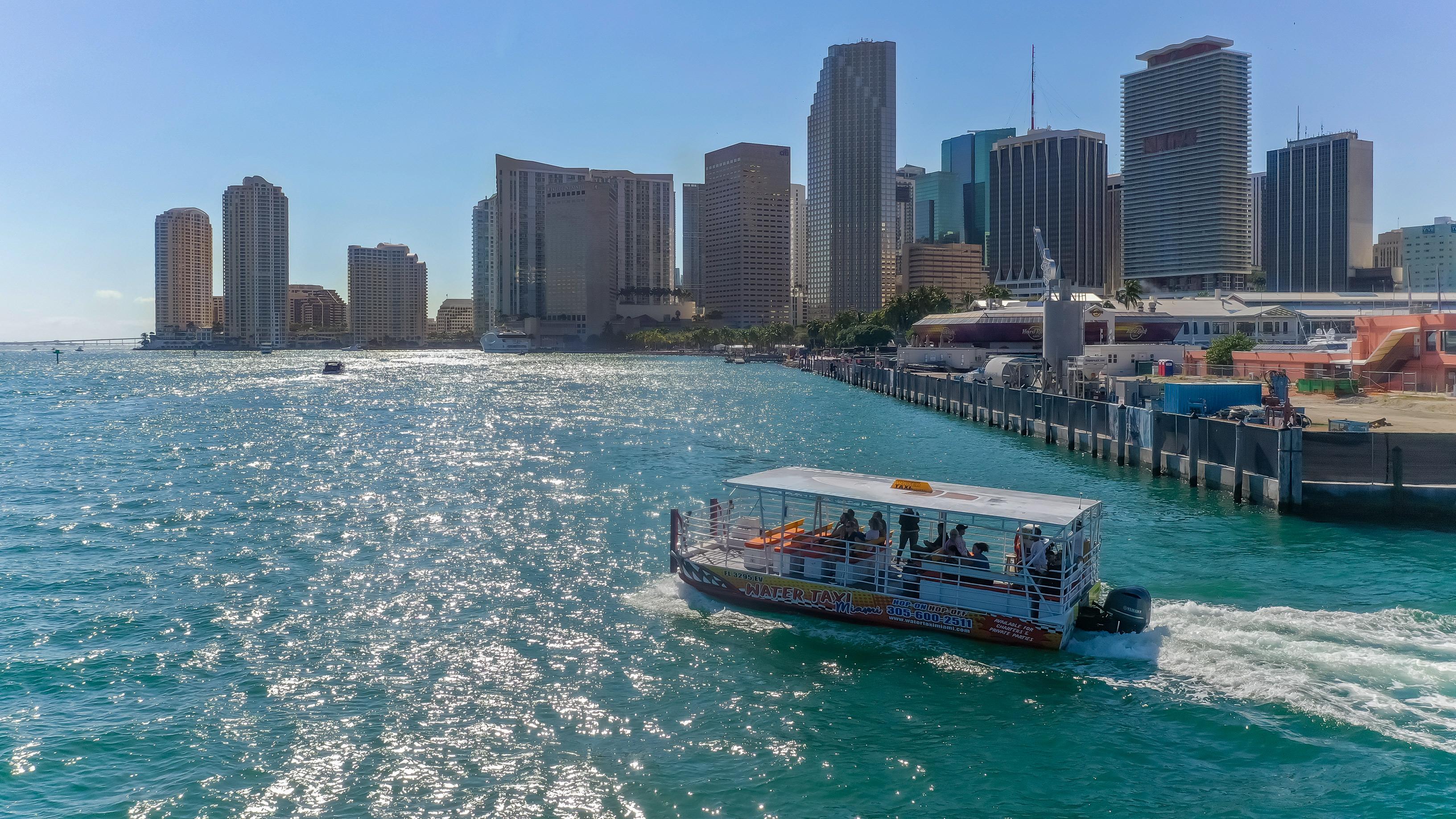 Miami: Biscayne Bay Boat Cruise+stops in Miami Beach & Miami – Miami, Florida