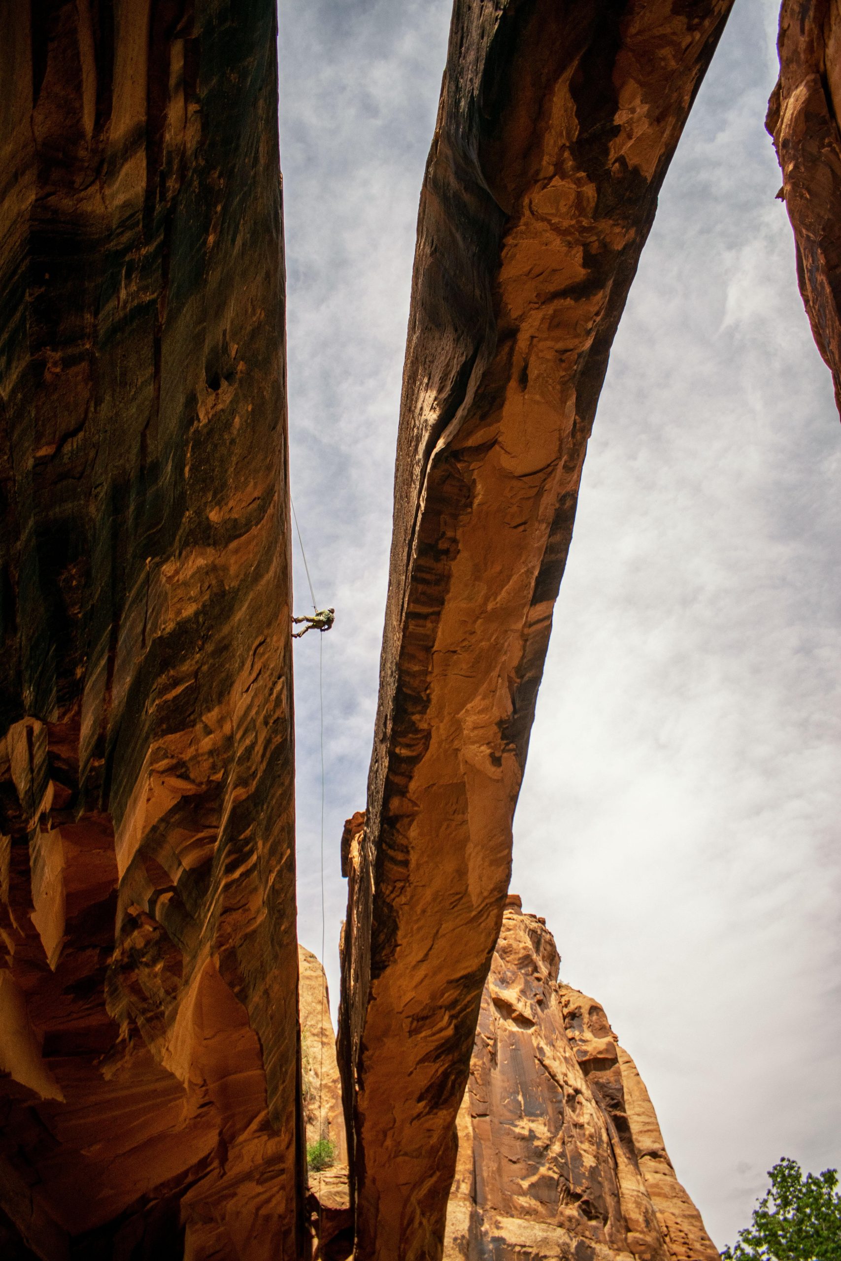 Moab: Ephedra’s Grotto Half-Day Canyoneering – Colorado River, Utah