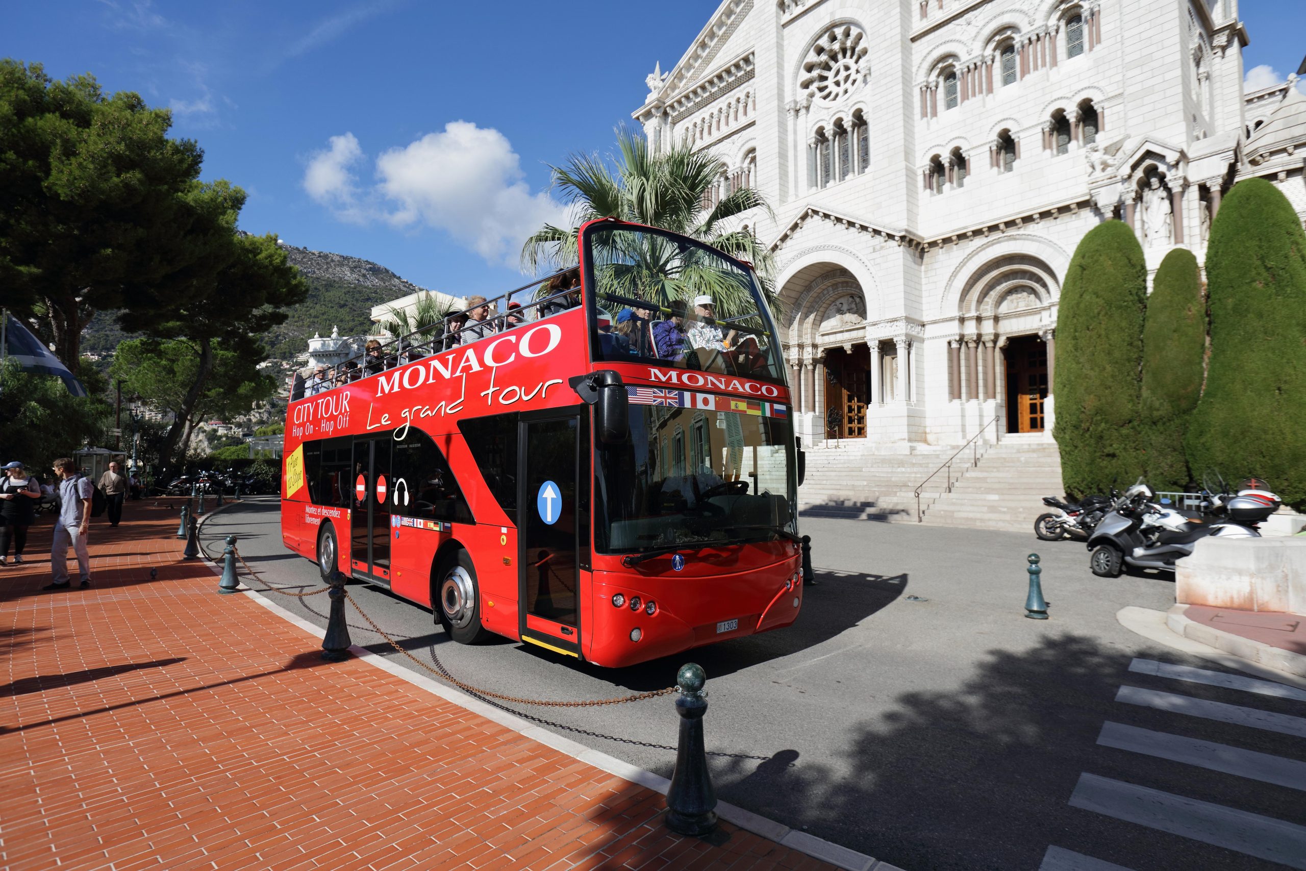 Monaco: Monte Carlo Hop-On Hop-Off Bus Tour – Monaco