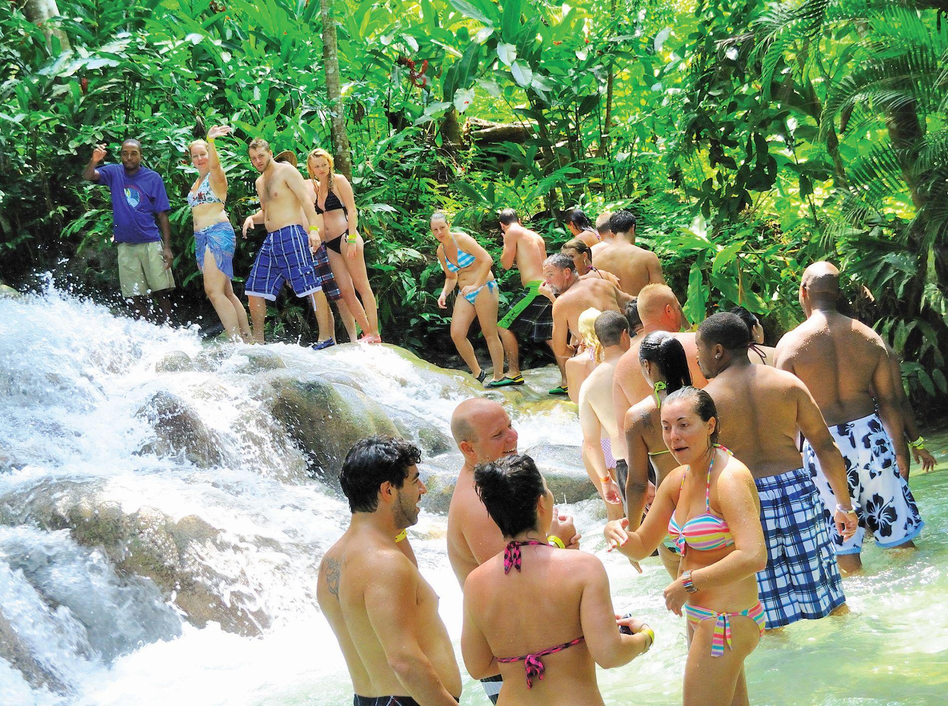 Montego Bay: 5-Day Jamaica Tour with Meals and Transfers – Kingston, Jamaica