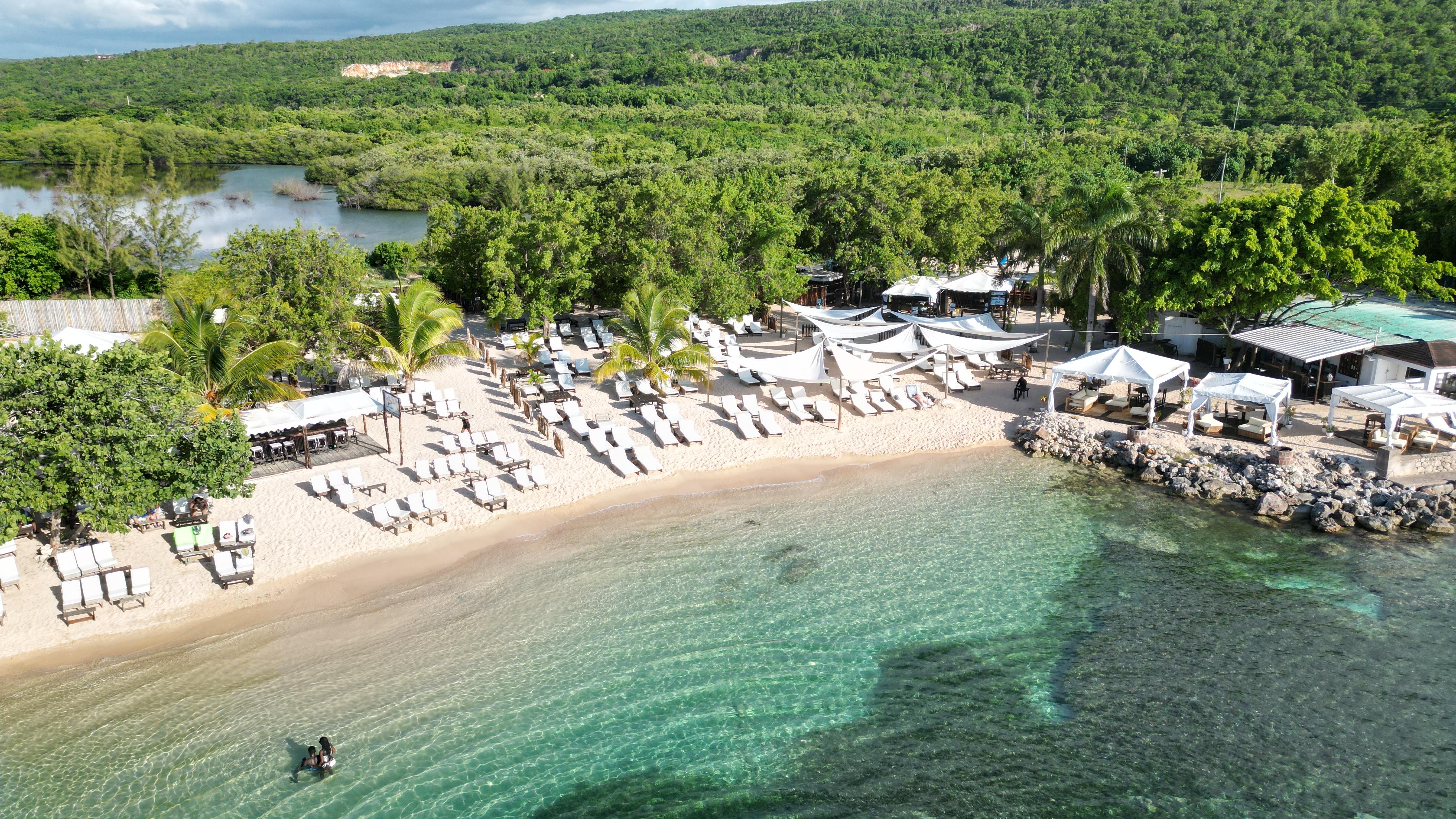 Montego Bay: Bamboo Beach Club with Lunch and Cocktails – Bamboo Beach Club, Jamaica