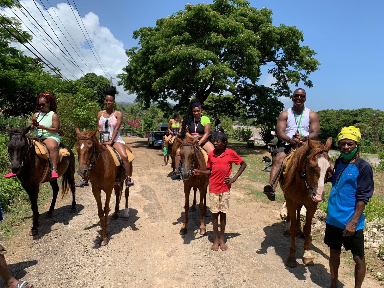 Montego Bay: Blue Hole & Horseback Riding Adventure – Island Gully Falls, Jamaica