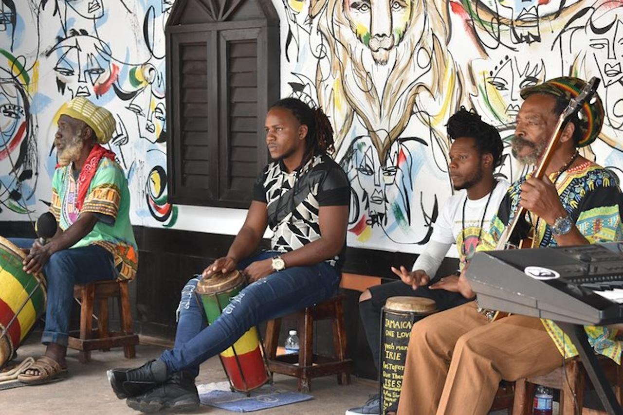 Montego Bay: Bob Marley’s Nine Mile Admission & Guided Tour – Greenwood Great House, Montego Bay, Jamaica