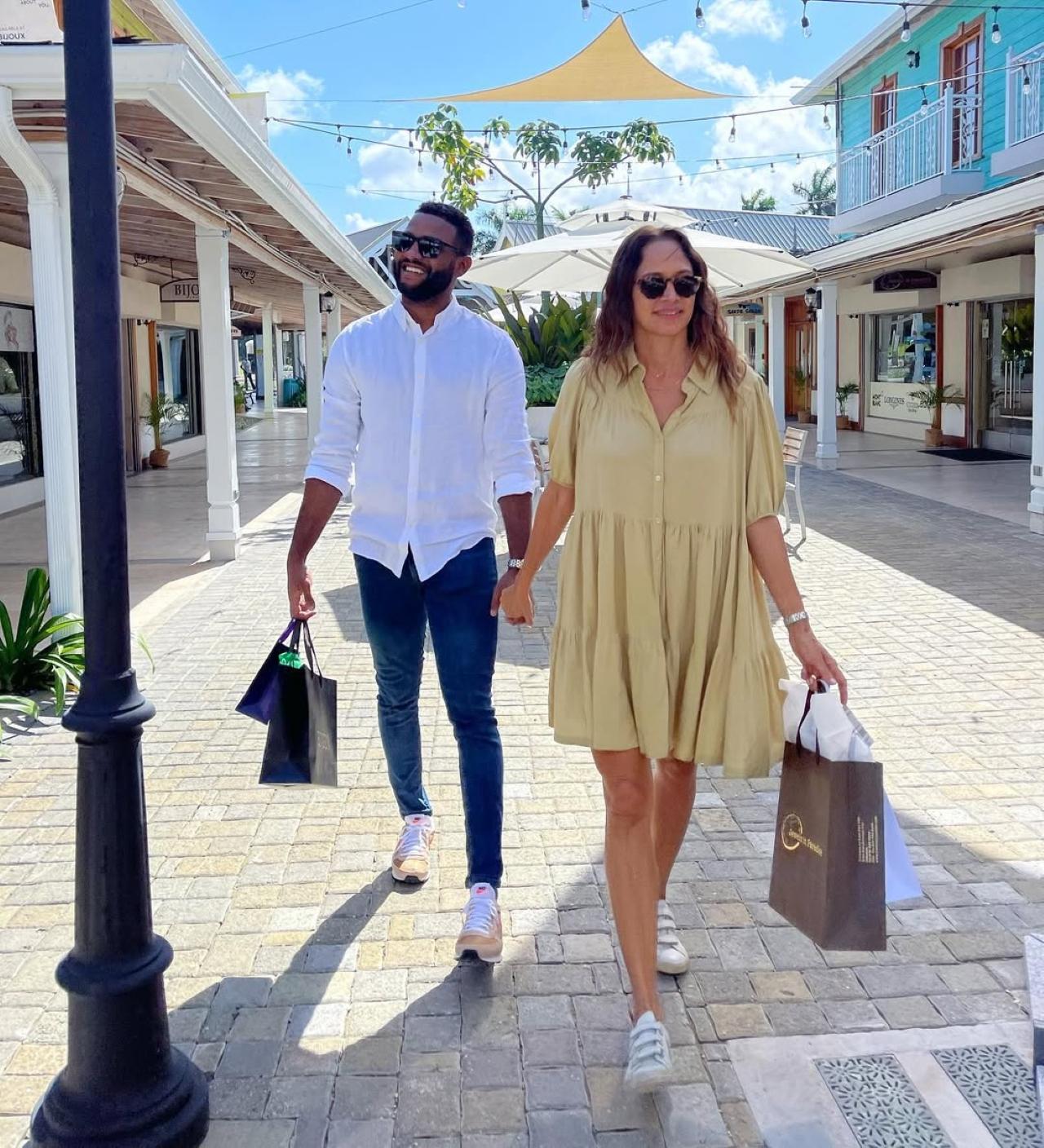 Montego Bay: Shopping and Snack Sampling Tour – Montego Bay, Jamaica
