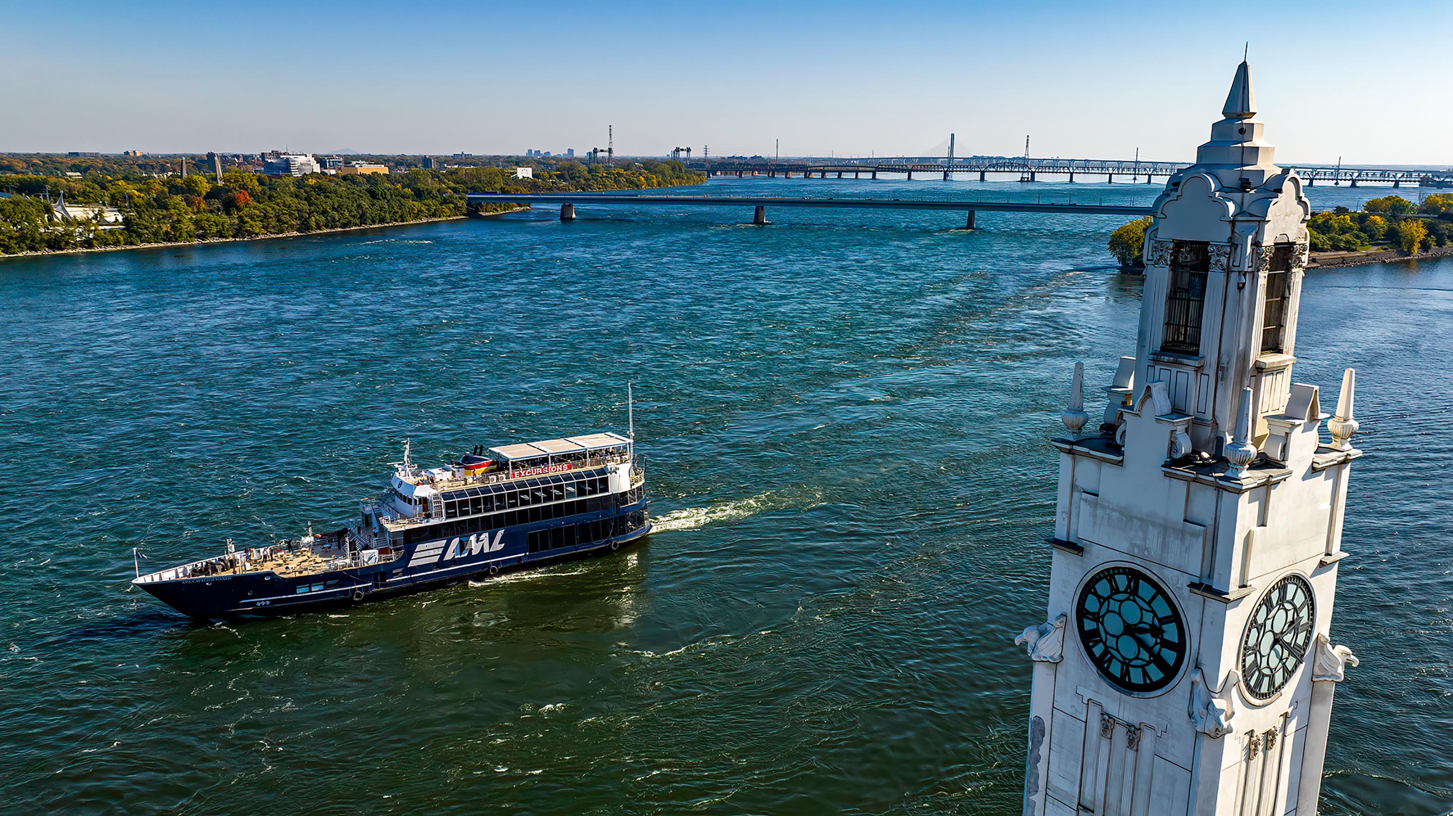Montreal: AURA Experience at Notre-Dame Basilica and Cruise – Montreal, Canada