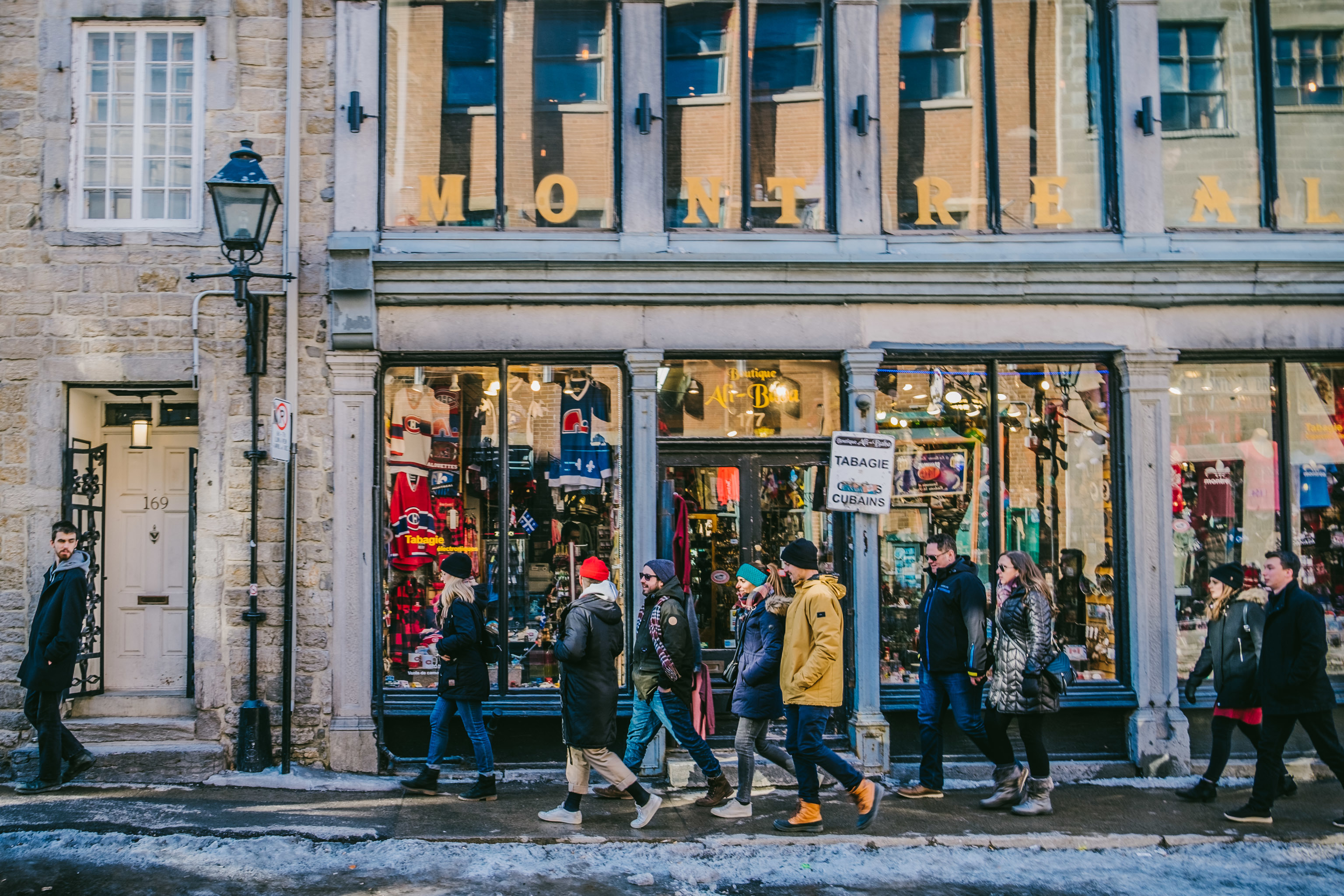 Montreal Old Port: Craft Brewery and Beer Tasting Tour – Montreal, Canada