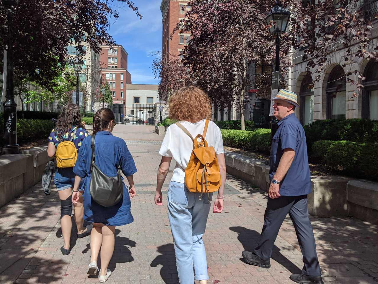 Montréal: The Original Old Montréal Walking Tour – Montreal, Canada