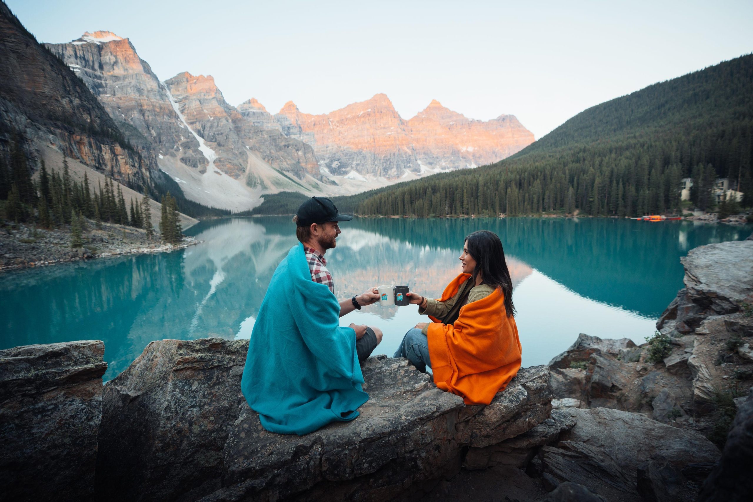 Moraine Lake Sunrise: Premium Tour from Canmore & Banff – Lake Louise, Canada