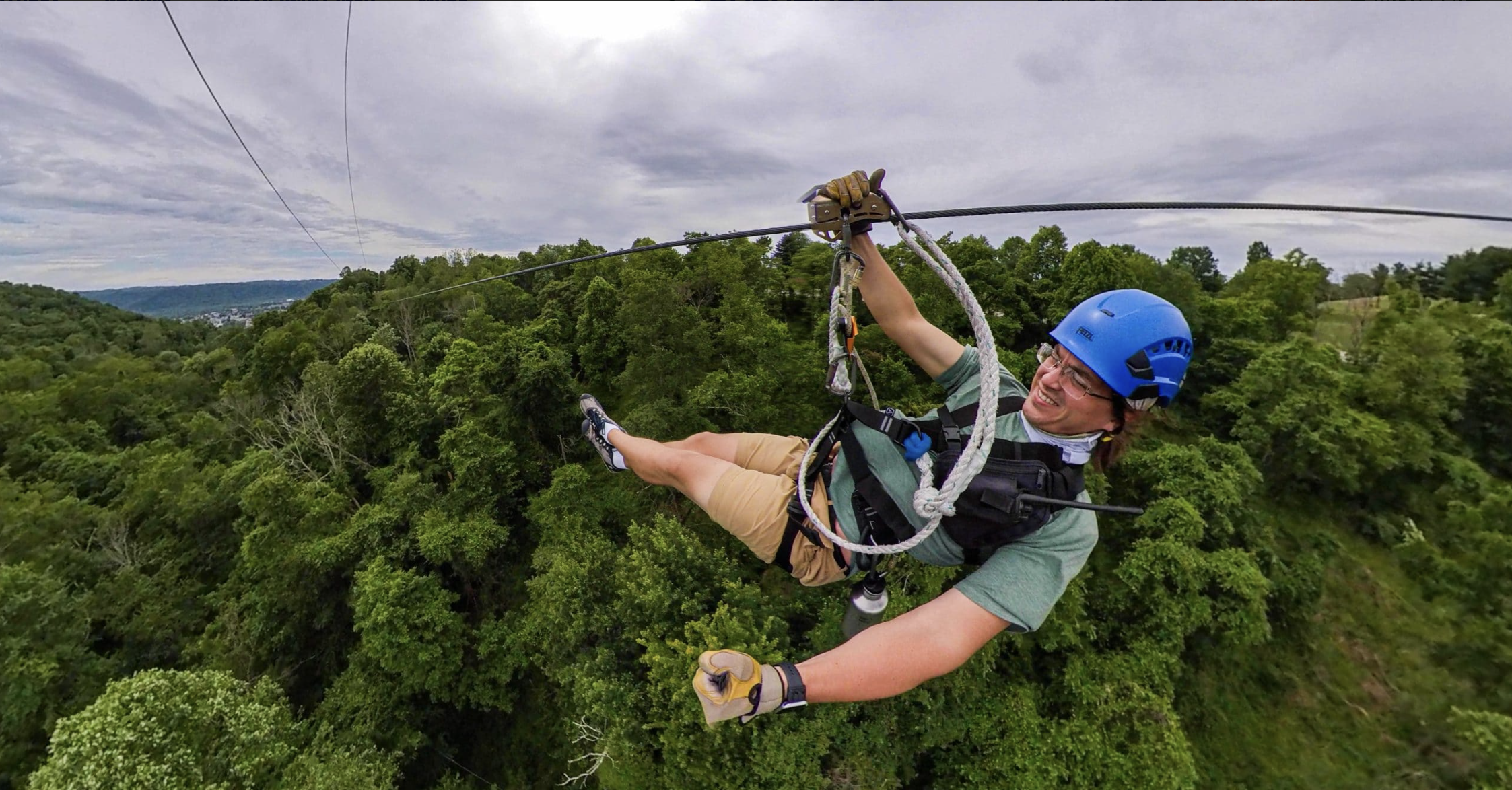 Moundsville: Wonderful Zipline Tour (4 Zips & 2 Skybridge) – Grand Vue, West Virginia
