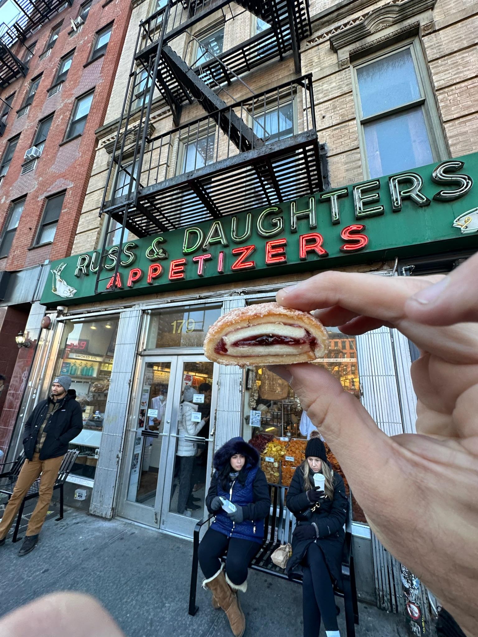 NYC: Lower East Side Walking and Food Tasting Tour – New York City, New York
