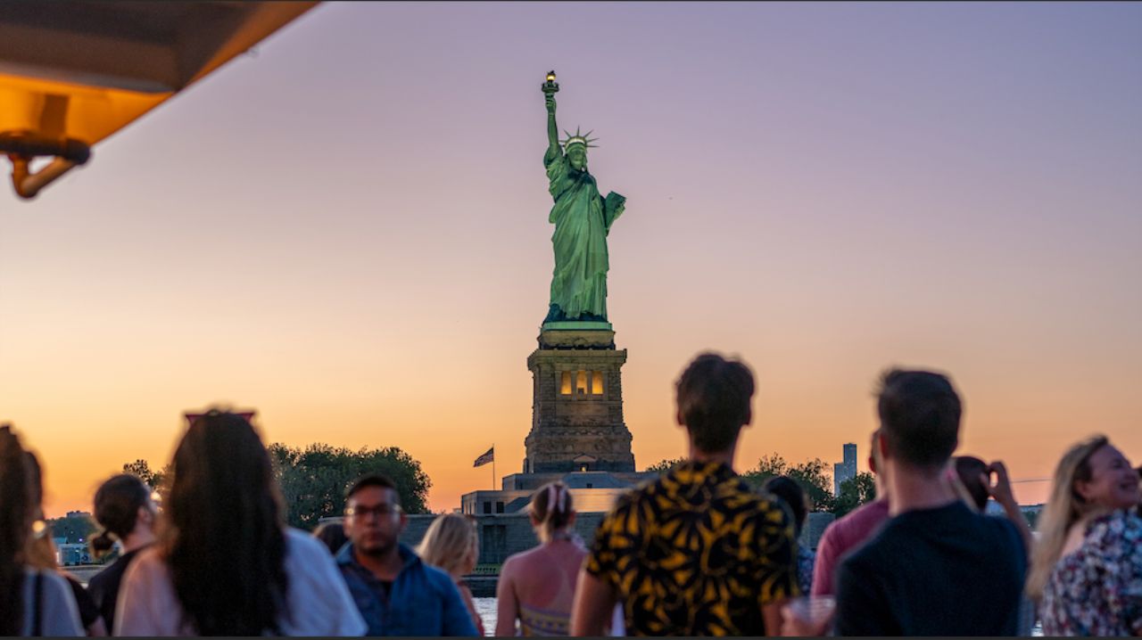 NYC: Statue of Liberty Sunset Cruise Ticket – New York City, New York
