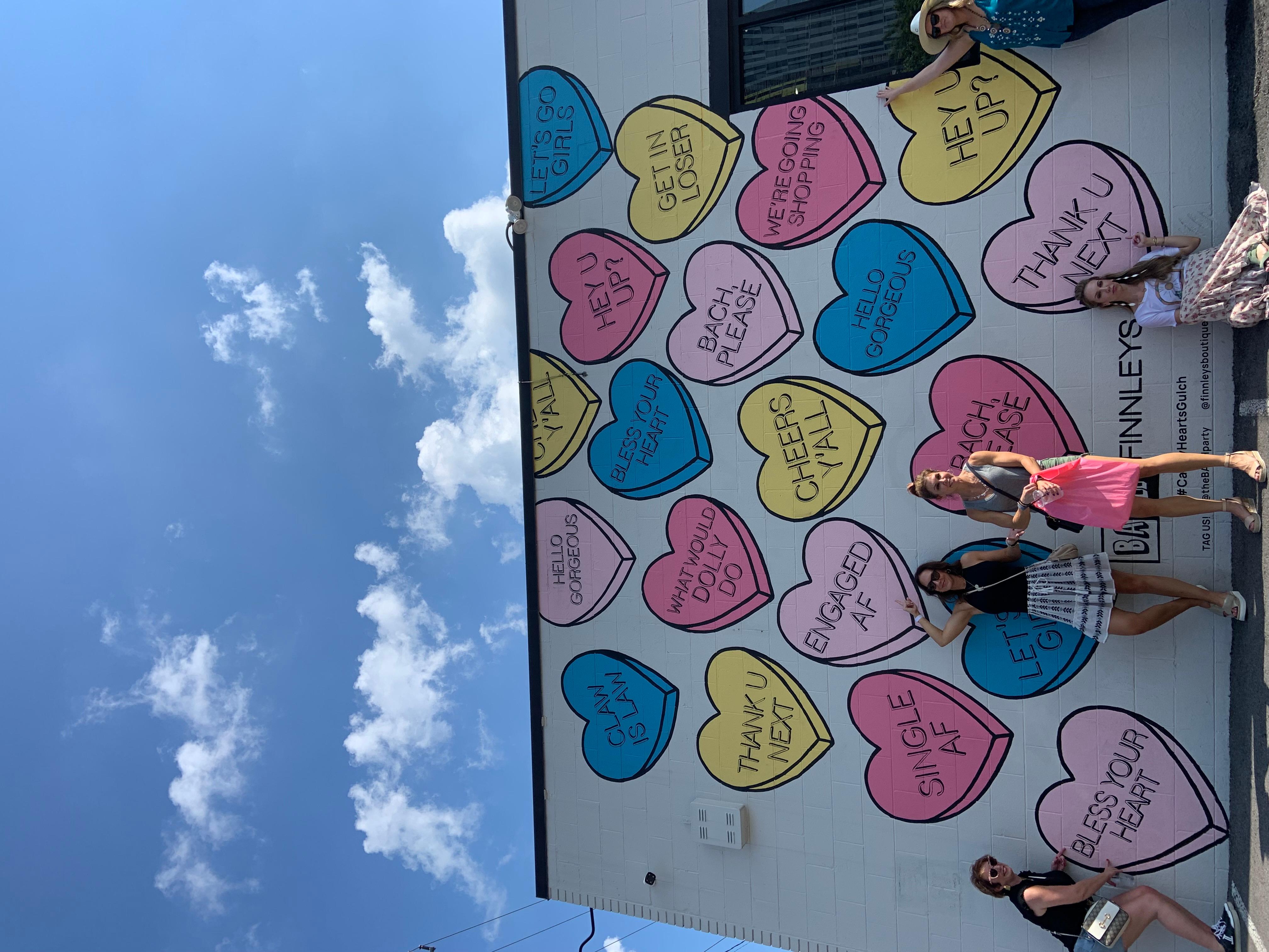 Nashville: Sip n’ Shop Guided Walking Tour – Nashville, Tennessee