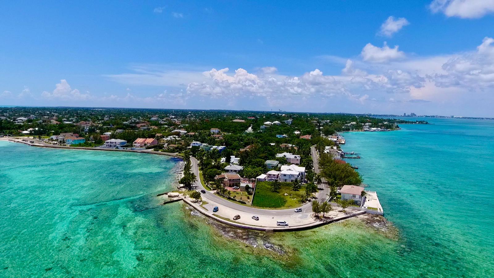 Nassau: Historic City Tour with Drink and Food Tasting – Nassau, Bahamas