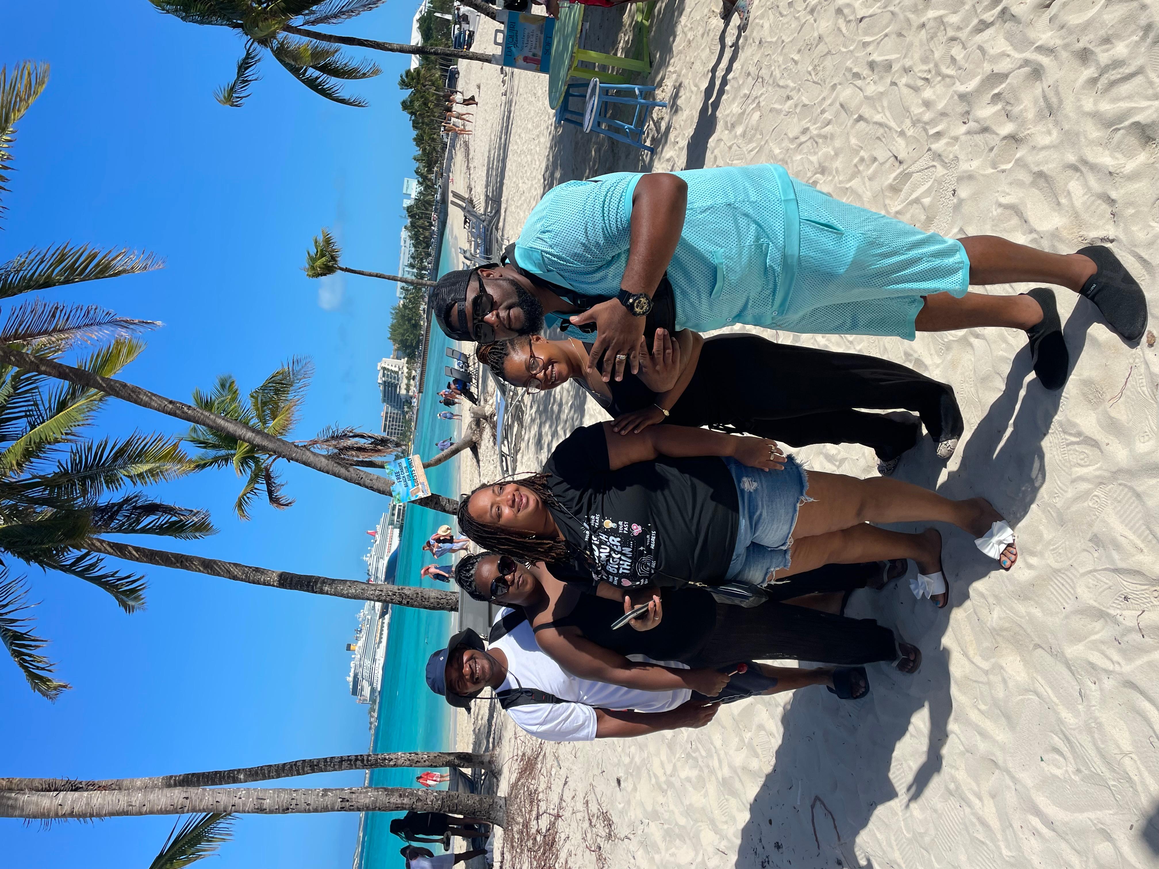 Nassau: Land Tour with Local Food & Rum Tasting – Nassau, Bahamas