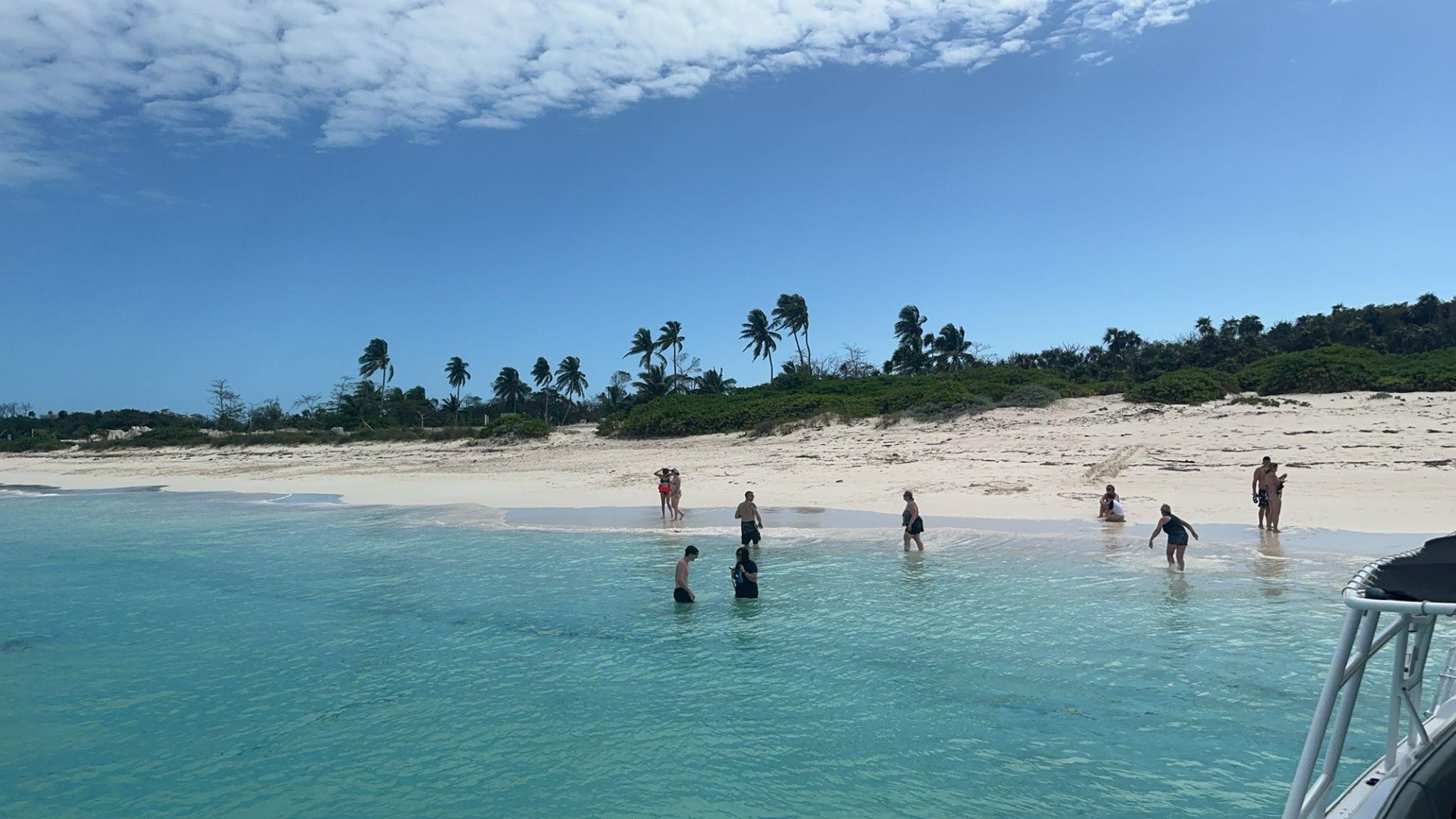 Nassau: Private Island & Snorkeling, Turtles, Drinks, & BBQ – Nassau, Bahamas
