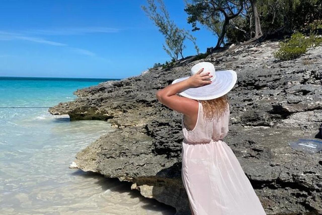 Nassau: Rose Island and Green Cay Private Snorkeling Tour – Nassau, Bahamas