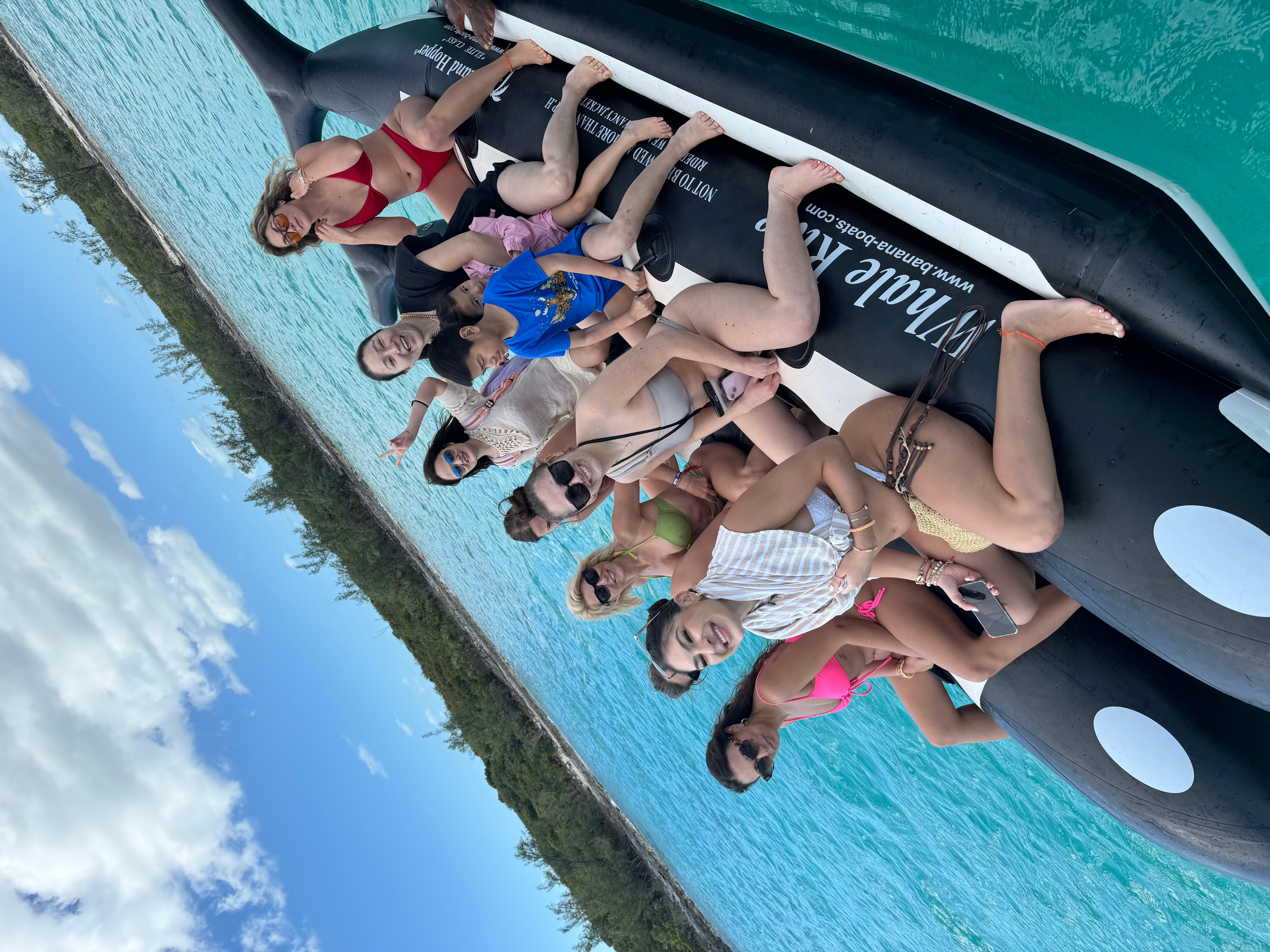 Nassau: Swimming Pigs and Turtles Boat Tour with Snorkeling – Nassau, Bahamas