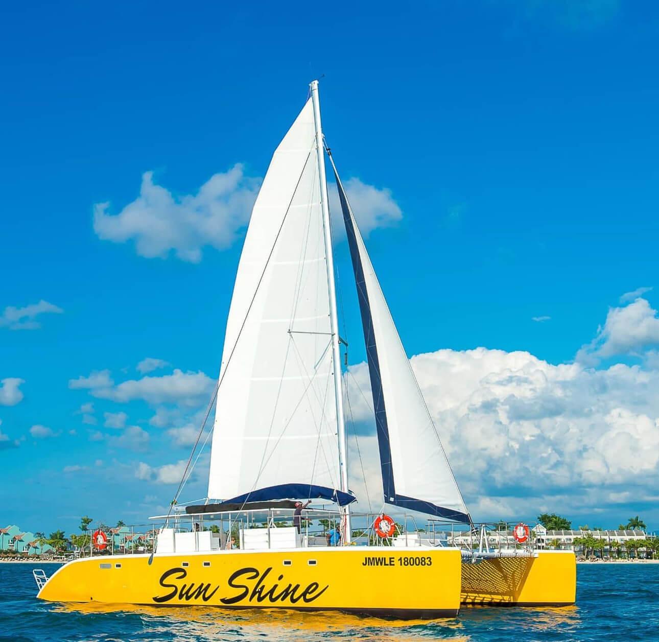 Negril Catamaran Morning Sail: Snorkeling & Pirate’s Cave – Negril, Jamaica