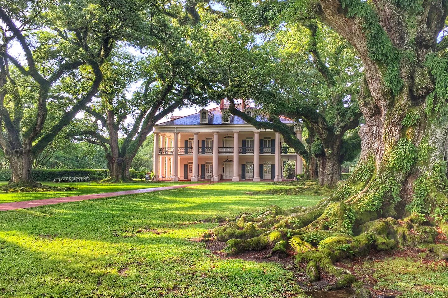 New Orleans: Oak Alley Plantation Tour with Transportation – Vacherie, Louisiana