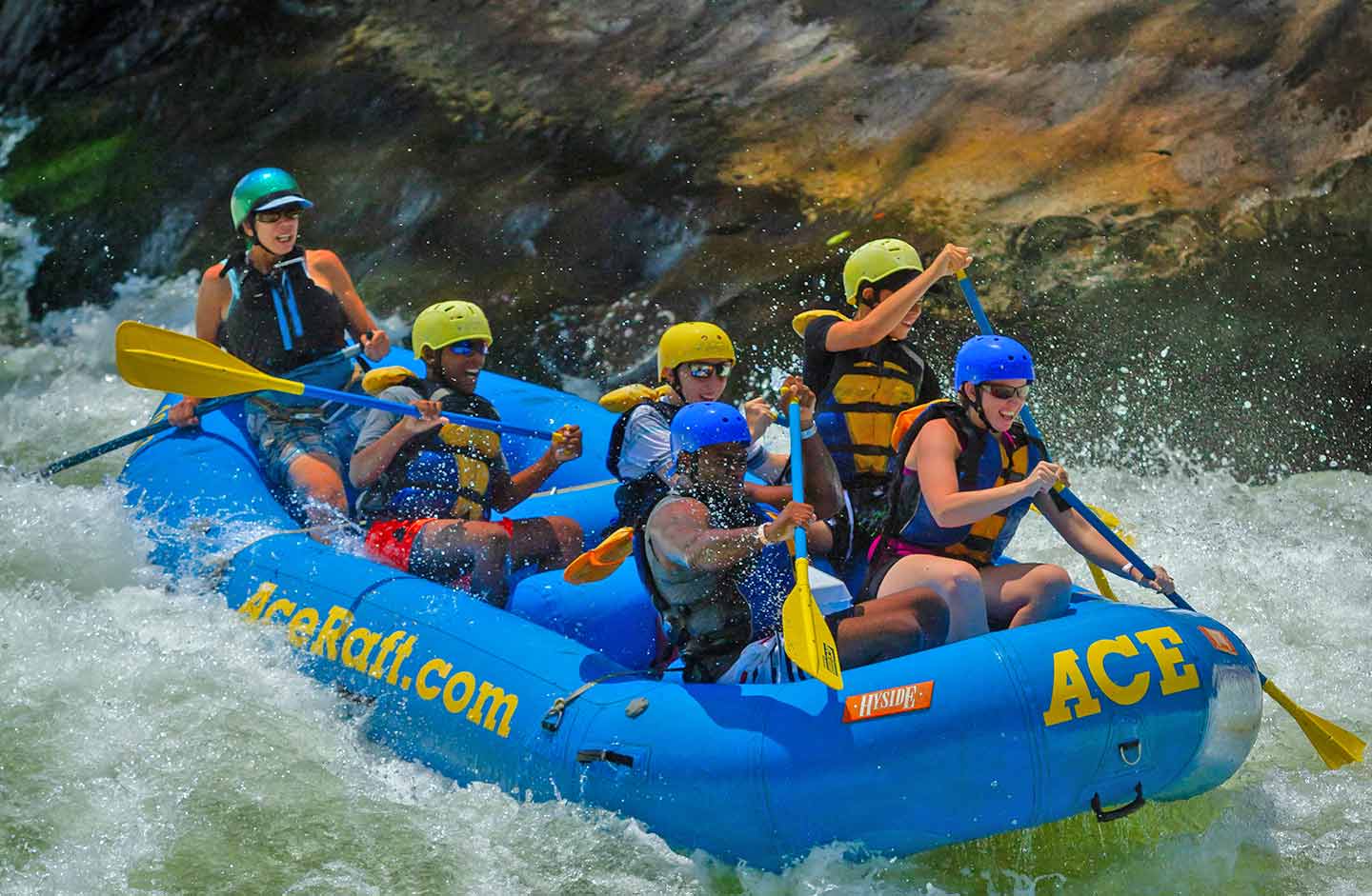 New River Gorge Whitewater Rafting – Lower New Half Day – West Virginia
