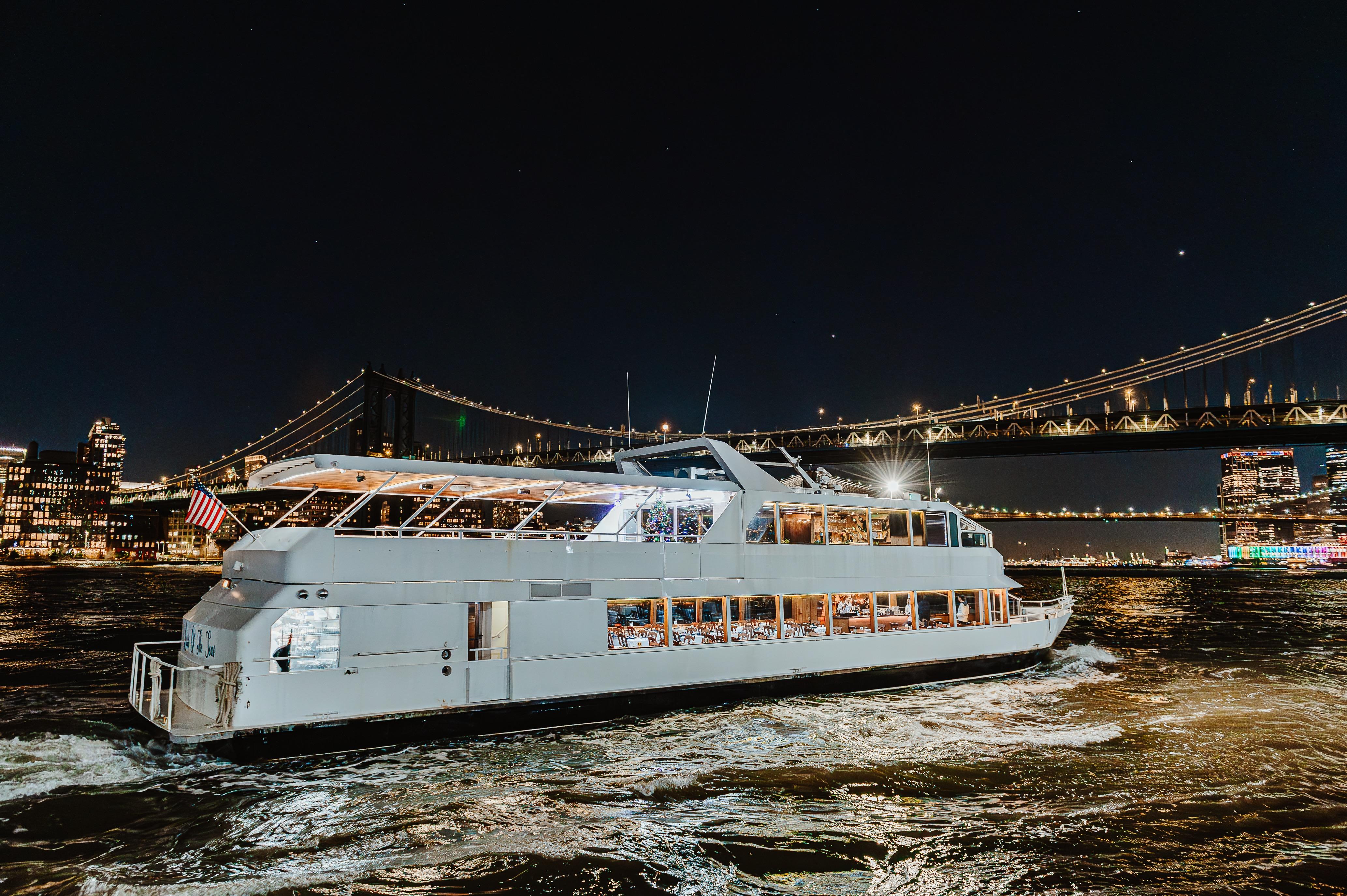 New York City: Gourmet Dinner Cruise with Live Music – New York City, New York