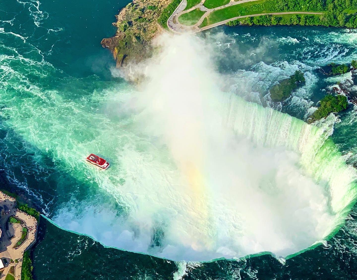 Niagara Falls Walking Tour with Boat Cruise Eco-Experience – Niagara Falls, Canada