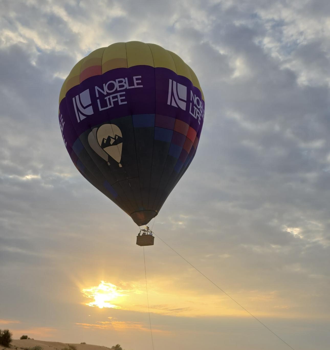 Noble Life Sunrise Hot Air Balloon Ride Over Dubai Desert – Dubai, United Arab Emirates
