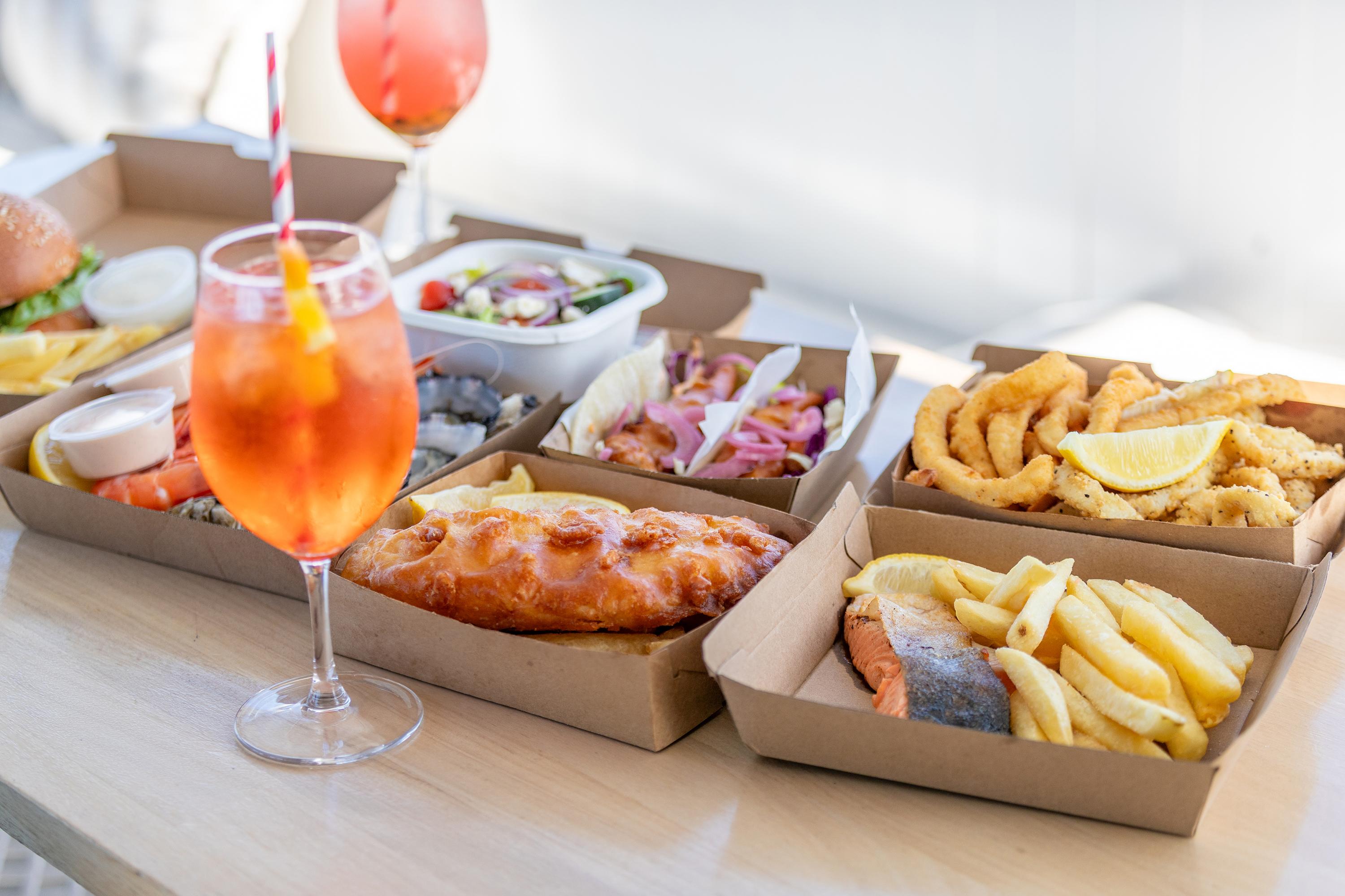 Noosa River Cruise with Seafood Lunch and Commentary – Sunshine Coast, Australia