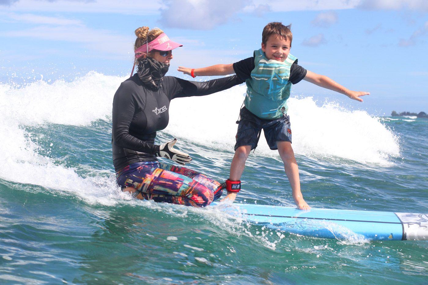 North Shore Oahu: Tandem Special Surf Lesson for Children – Haleiwa, Hawaii