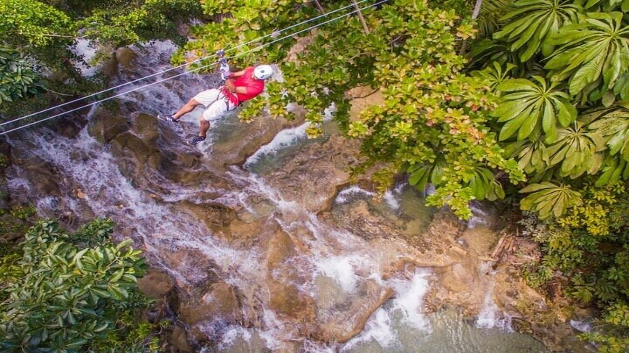 Ocho Rio: Dunns River Falls, Rafting, Horses & Ziplines Tour – Dunns River Falls & Park, Jamaica