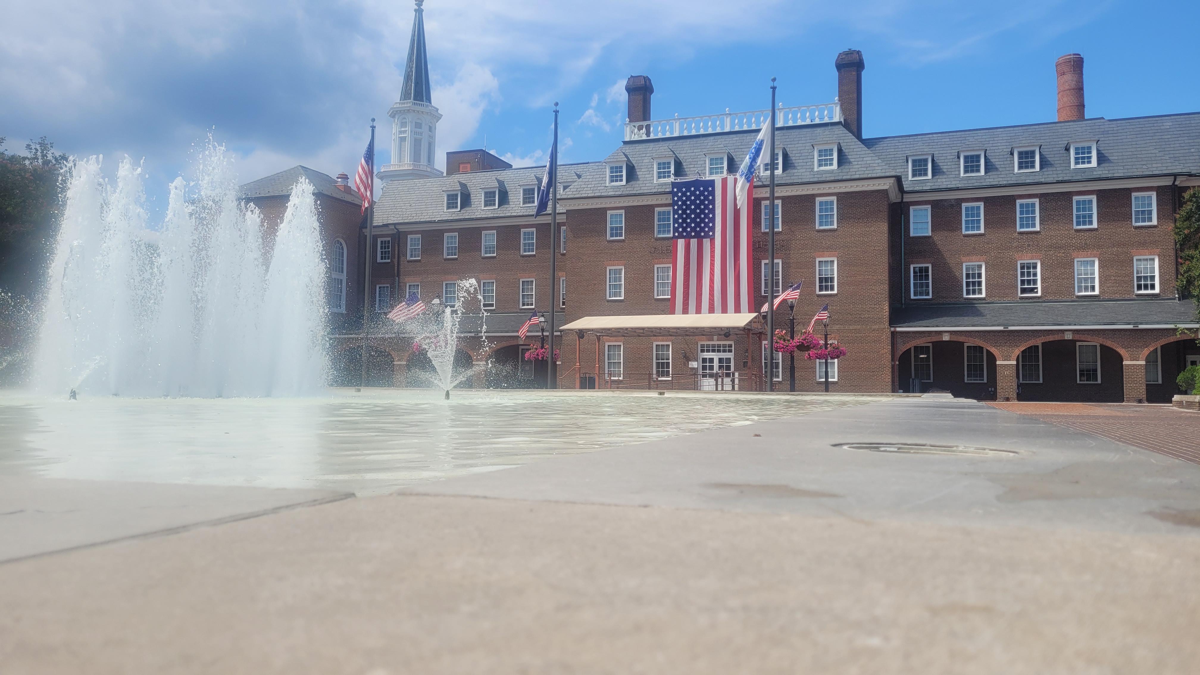 Old Town Alexandria & Carlyle House Small Group Walking Tour – Alexandria, Virginia