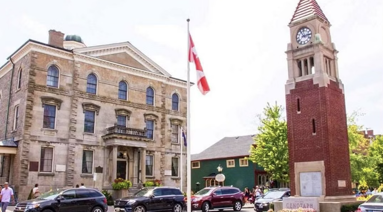 Ontario: Afternoon Wine Tour and Cheese Pairing – Niagara-on-the-Lake, Canada