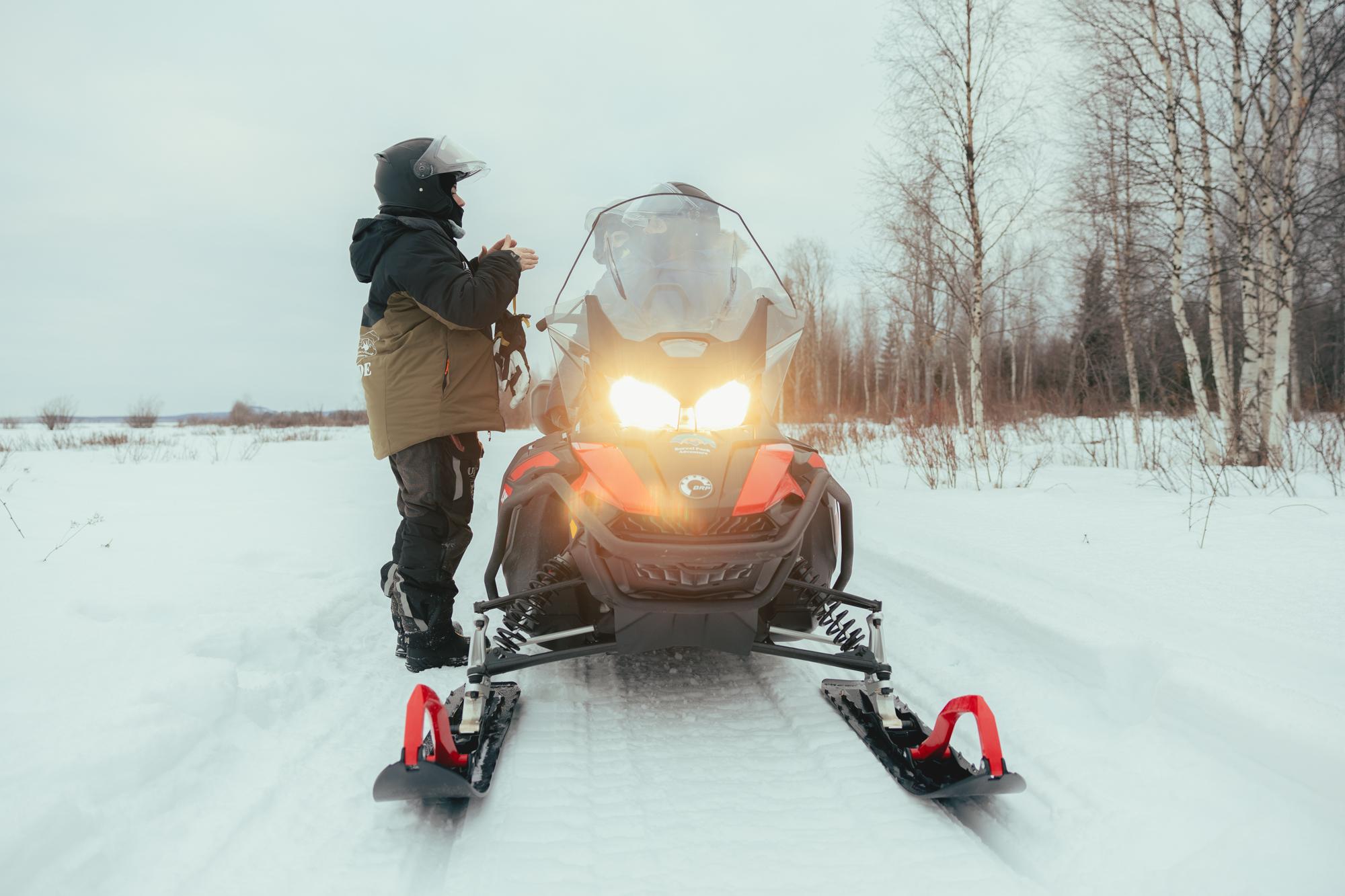 Överkalix – Lapland : Snowmobile Safari with Lunch and fika – Overkalix, Sweden