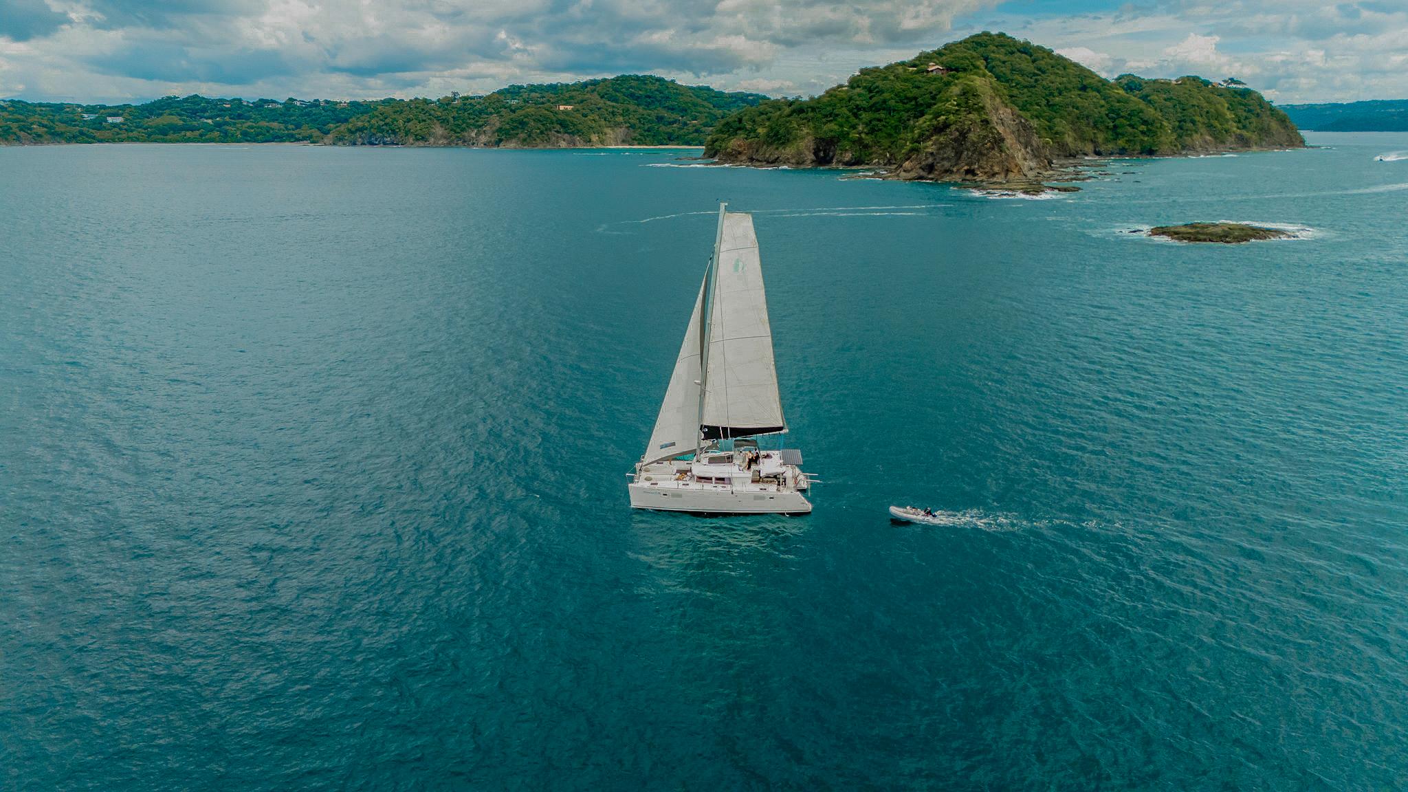 Papagayo Peninsula: Private Full-Day Luxury Catamaran Cruise – Liberia, Costa Rica
