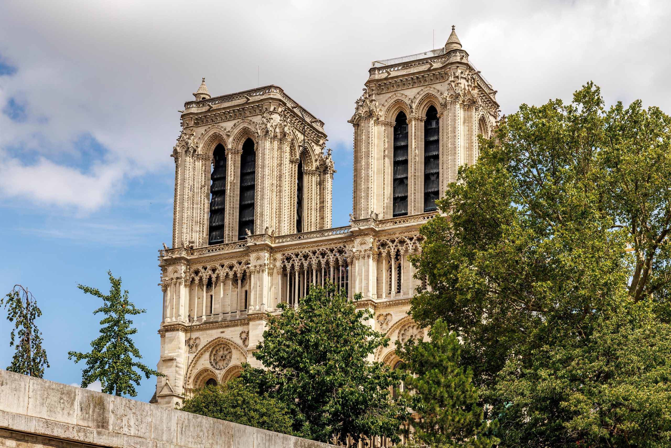 Paris: Walking Tour with Notre Dame or Ste-Chapelle Access – Paris, France