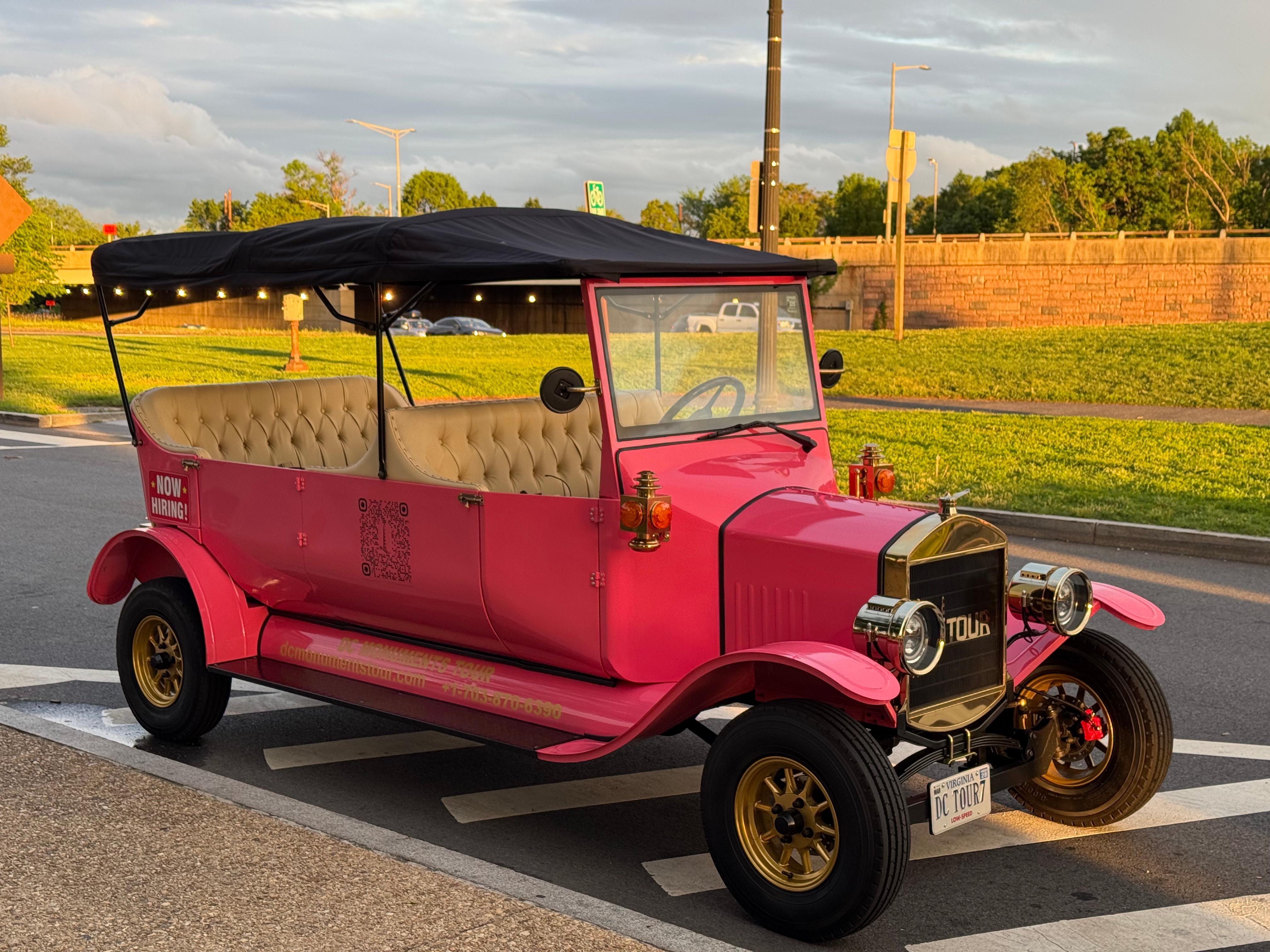 Philadelphia: Guided Tour by Vintage Car Day & Night – Philadelphia, Pennsylvania