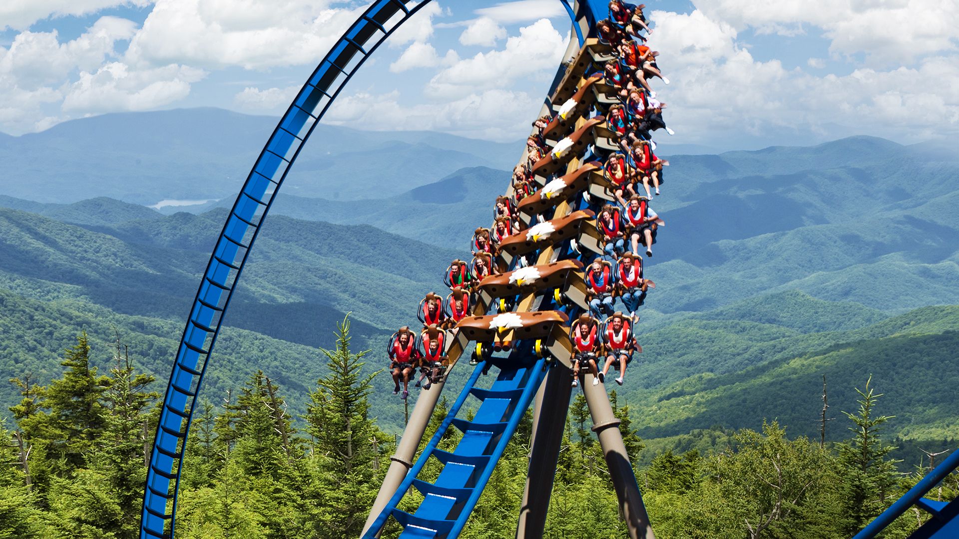 Pigeon Forge: Dollywood Theme Park Entry Ticket – Pigeon Forge, Tennessee