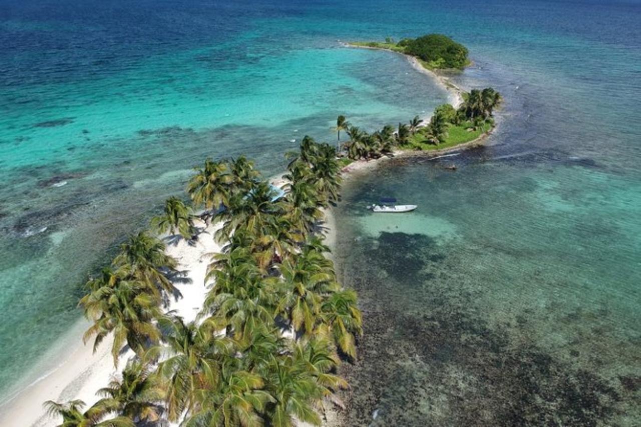 Placencia: Snorkel & Island Experience at Laughing Bird Caye – Laughing Bird Caye, Belize