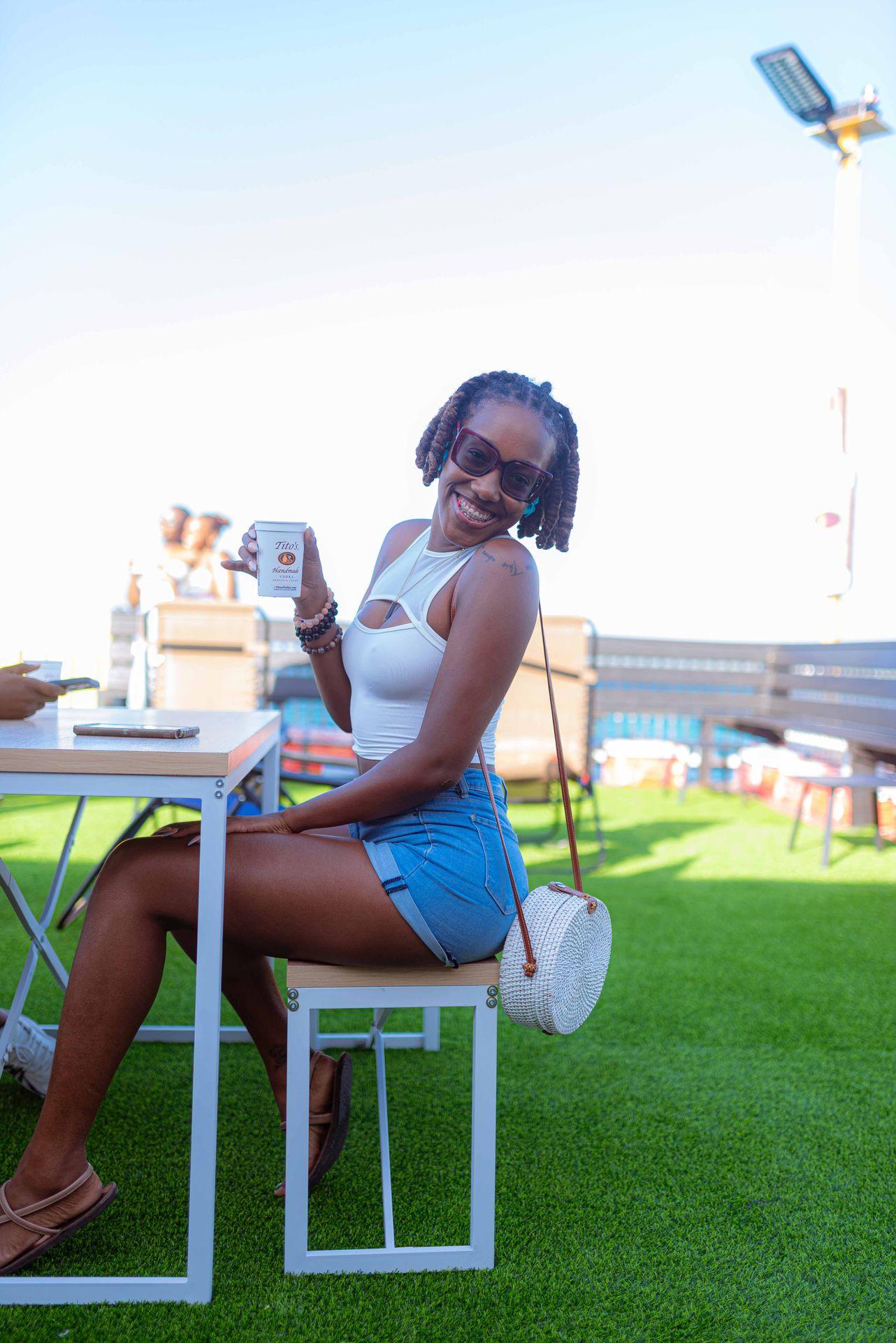 Poko Loko Floating Bar: Sunset Sips Ocho Rios & Falmouth – Ocho Rios, Jamaica