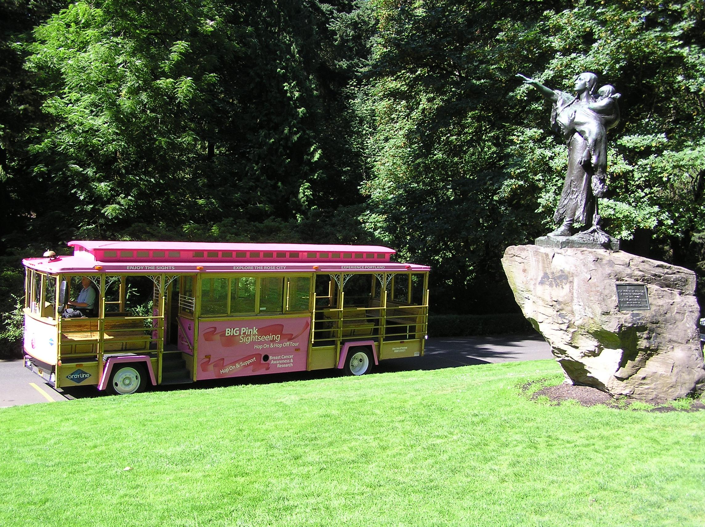 Portland, Oregon: Pink Trolley Hop-On Hop-Off Tour – Portland, Oregon