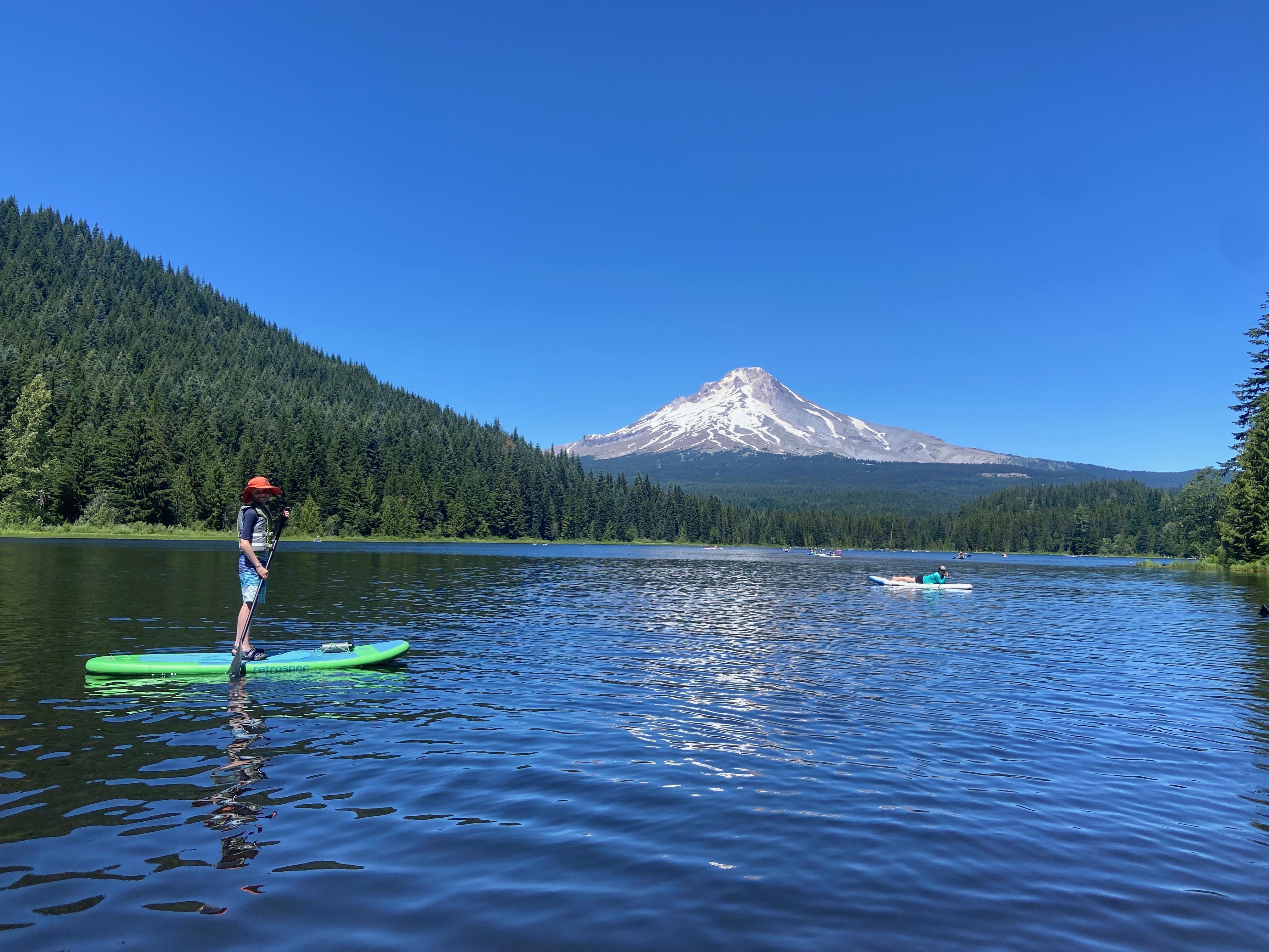 Portland: Private Mt. Hood Lake Hike or Paddle with Lunch – Mt. Hood National Forest, Oregon
