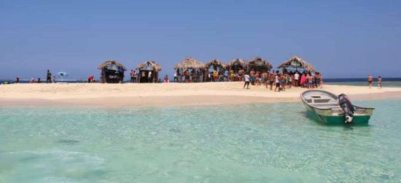 Private: Catamaran Journey to Cayo Arena with Gourmet Lunch – Puerto Plata, Dominican Republic