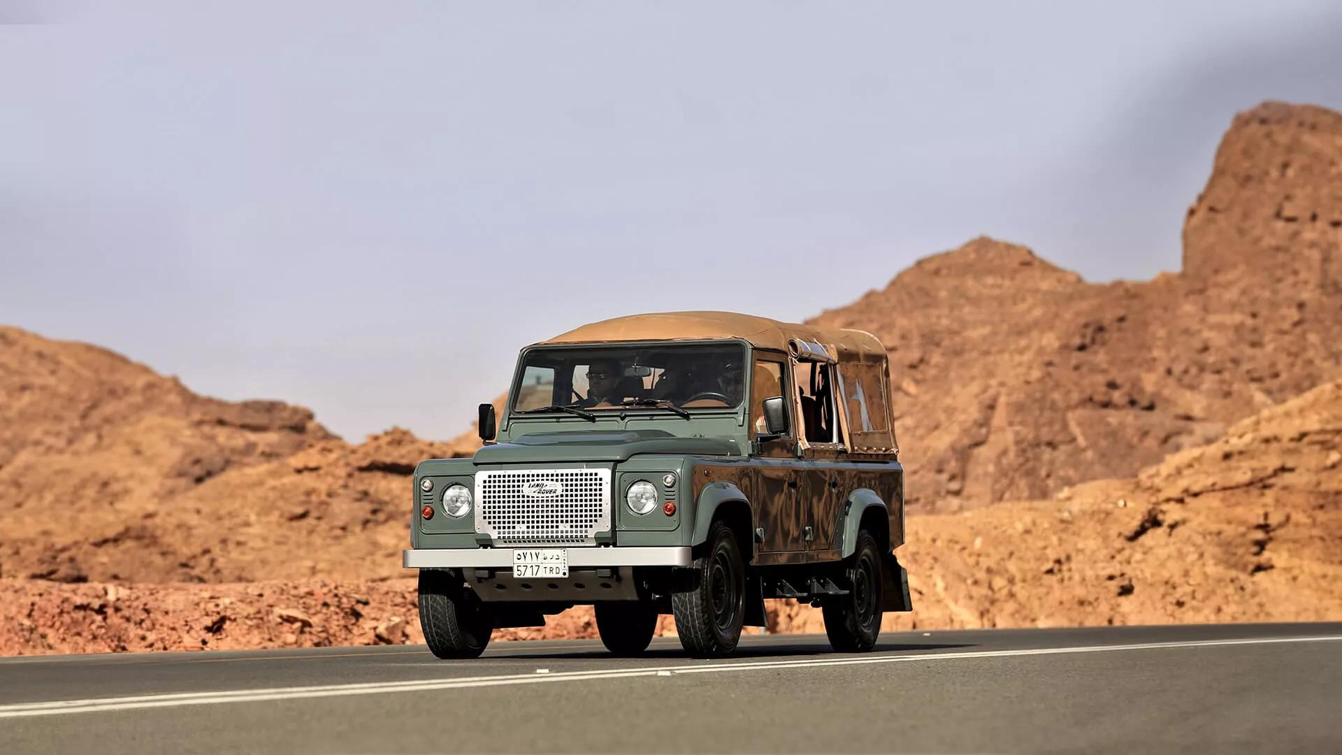Private Dadan Ancient Tour in a Vintage Land Rover – Saudi Arabia